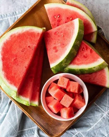 WEEKEND SUPER SAVER 🍉

Watermelon just $1 a kilo! 

This Saturday &amp; Sunday only - Fresh, juicy, and perfect for summer

#southbunburymarketplace #smarketplace #yourlocalmarketplace #buywesteatbest #weekendsupersaver #supportlocal #freshandlocal 