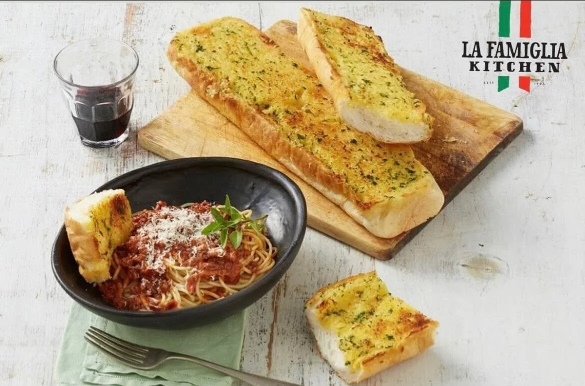 'Perfetto' La Famiglia golden crusty garlic bread is made with, Fresh Parsley, Fresh Garlic, Butter Baked in 8 mins or try in the try fryer or try on the BBQ or under the grill.

Head in store today between 12 - 1.30pm to try this delicious garlic br