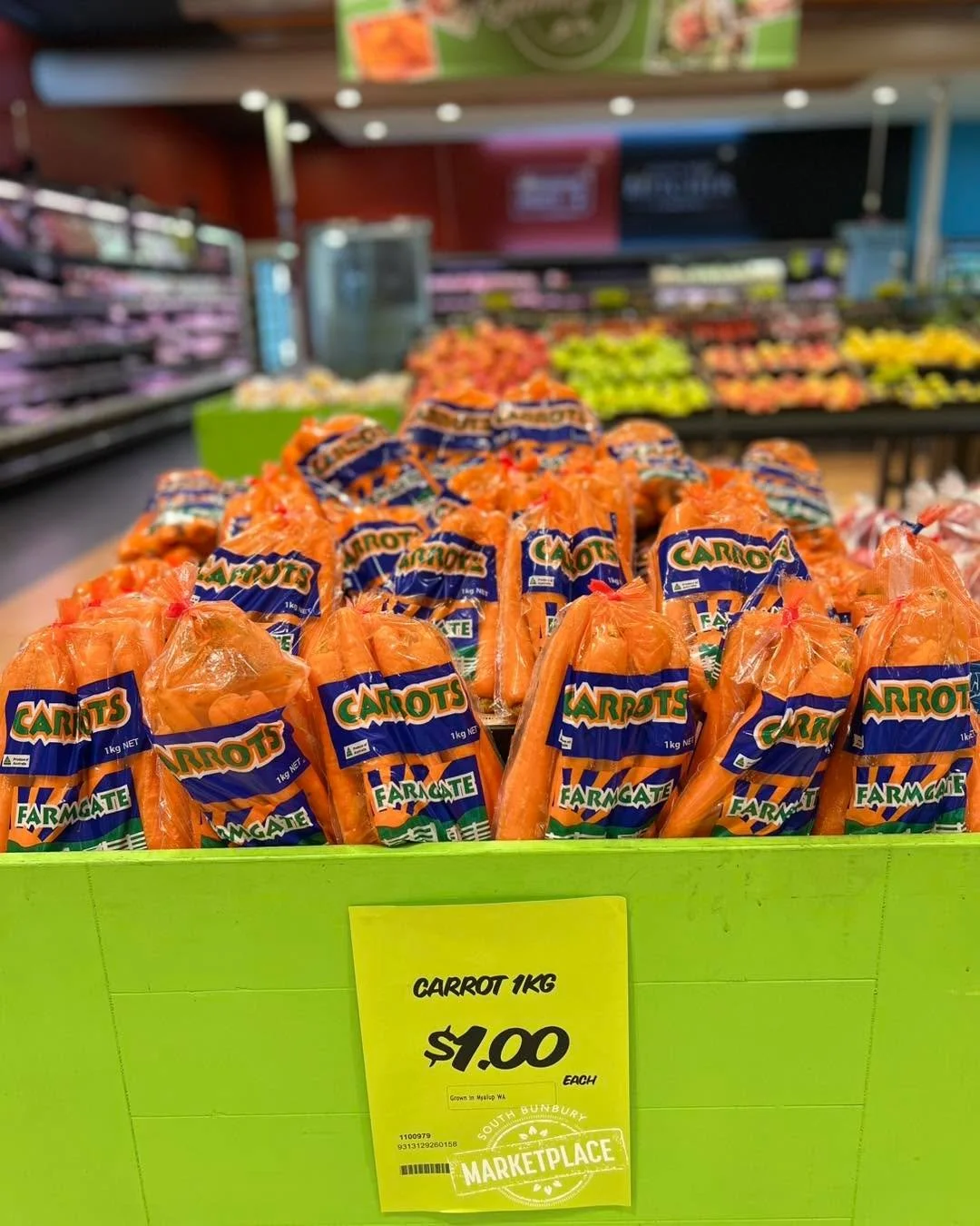 1kg Local Carrots for $1 🥕 

Grown in Myalup WA.

#southbunburymarketplace #sbmarketplace #yourlocalmarketplace #buywesteatbest #supportlocal #freshandlocal #fresh #supportwafarmers #freshfruitandveg #produce #groceriesshopping #groceries #themarket