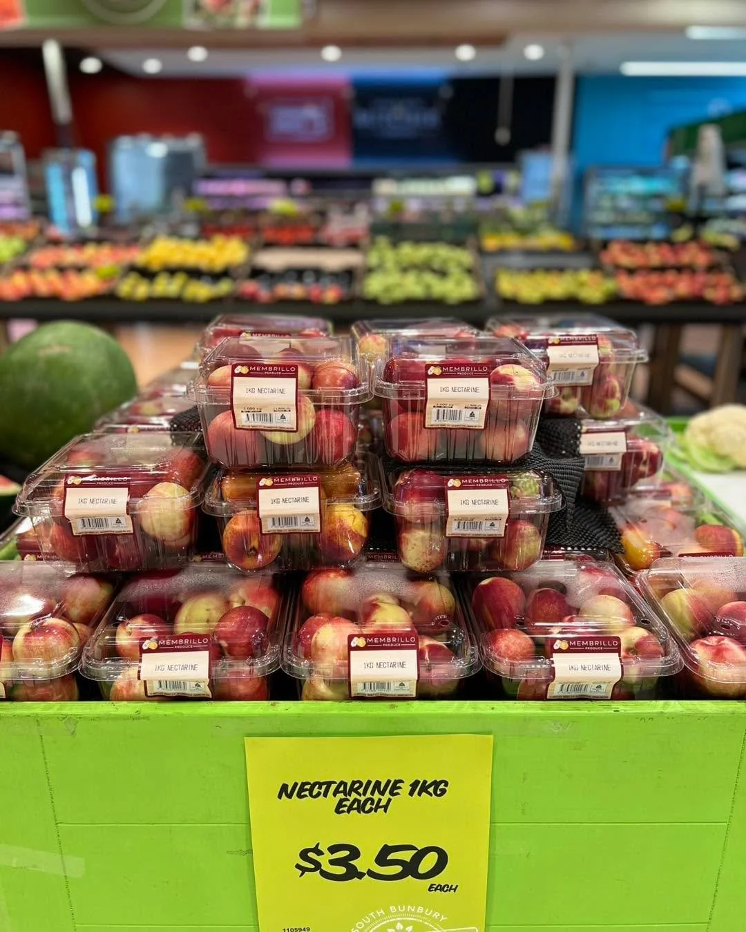 Pre-packed 1kg Nectarines $3.50 

** Prices run from 12/03 to 18/03

#southbunburymarketplace #sbmarketplace #buywesteatbest #buywesteatbest #supportlocal #freshandlocal #fresh #freshfruitandveg #produce #groceriesshopping #groceries #themarketplaces