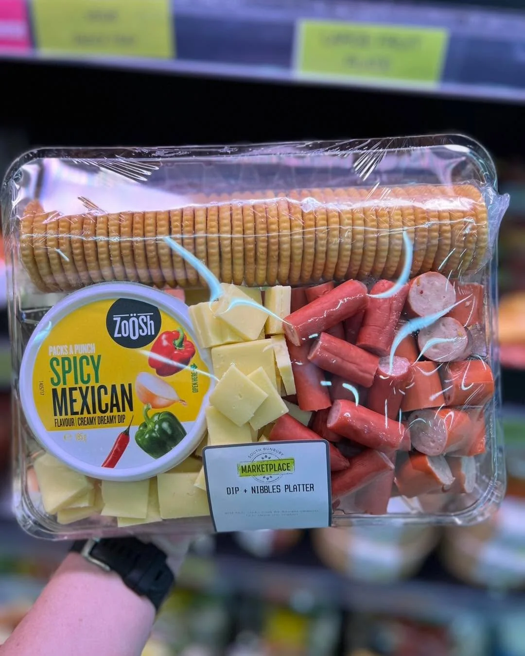 Crackers, cheese, cabanossi, and a bold spicy dip? That&rsquo;s your next snack sorted. 🔥🧀

Grab our Dip + Nibbles Platter featuring creamy &ldquo;Spicy Mexican&rdquo; dip, crunchy crackers, tasty cheese cubes, and savory bites&mdash;perfect for ro