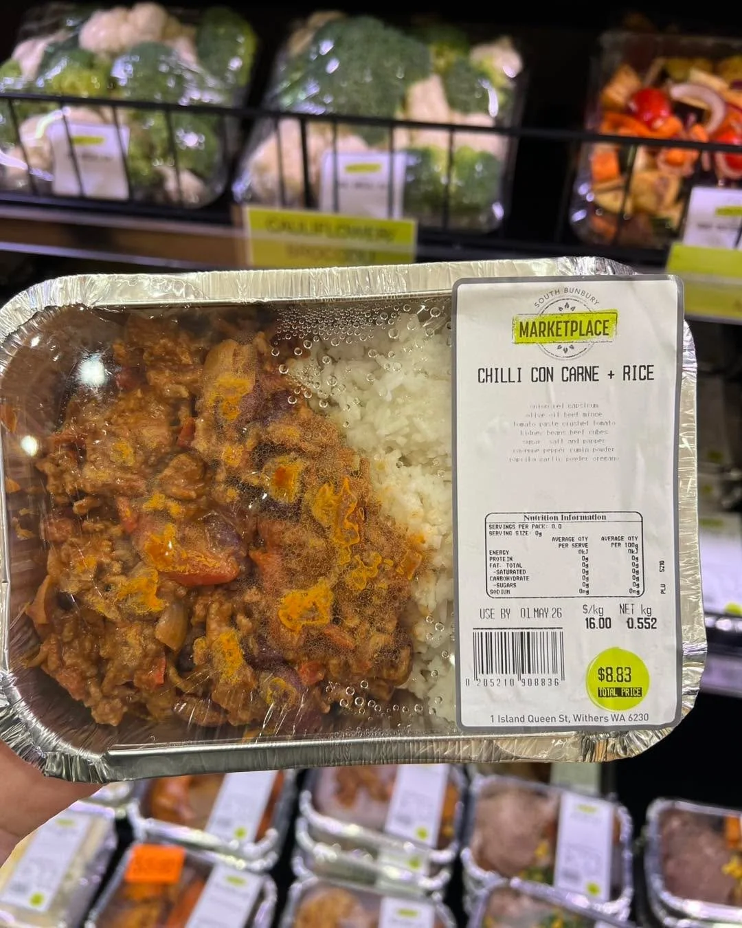 Quick, cozy, and packed with flavor 🌶️🍚
Chilli con carne + rice = the ultimate grab-and-go comfort meal. Perfect for busy days when you still want something hearty and satisfying.

Who else loves a no-fuss dinner like this? 

#southbunburymarketpla