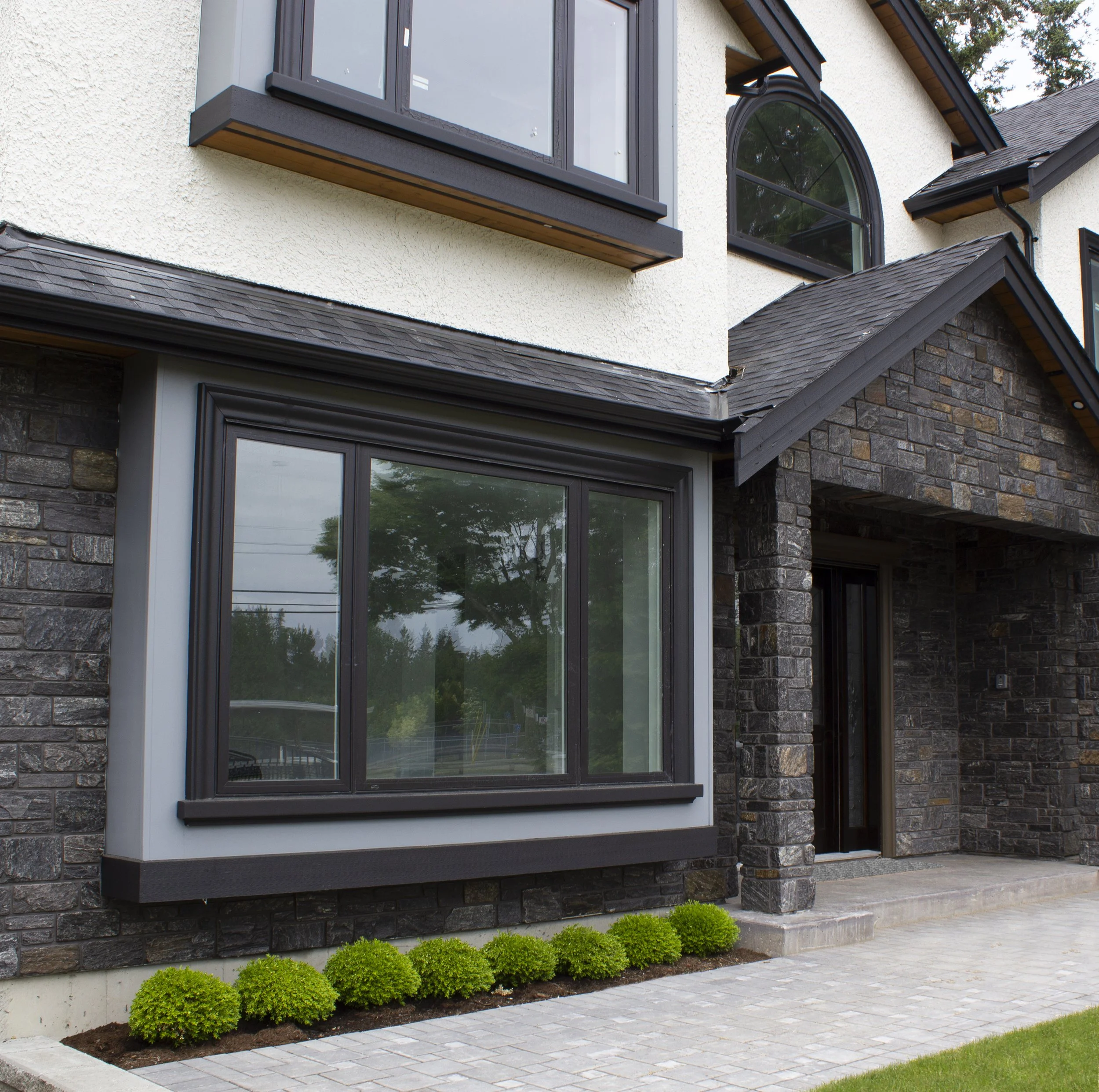 DIAMOND RIVER 3 COURSE ASHLAR — Pangaea® Natural Stone