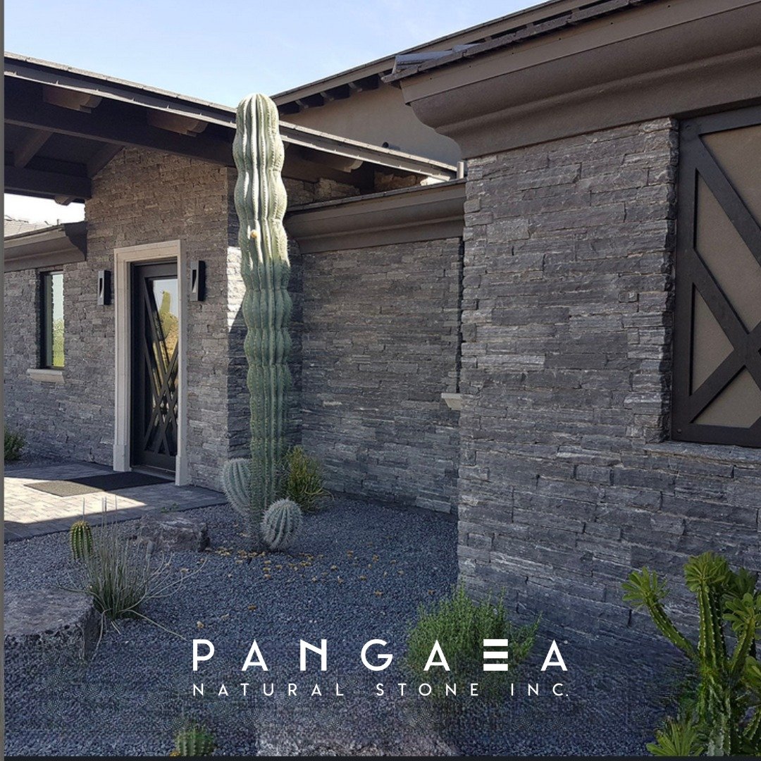 Desert dreams come true! Our WestCoast&reg; Ledgestone adds a touch of rugged elegance to this ranch-style oasis. Who knew stone could blend so seamlessly with cacti?

See link in bio to learn more.

To find a dealer near you:

🇨🇦: @csi_allthingsst
