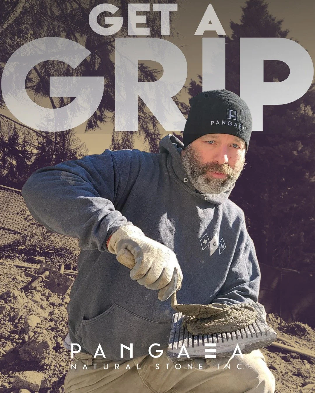 Getting a grip is not optional. It&rsquo;s built in.

Our GripSet&reg; Technology features precision grooves molded directly into the back of every stone, creating more surface contact for mortar and helping each piece lock in with confidence.

That 