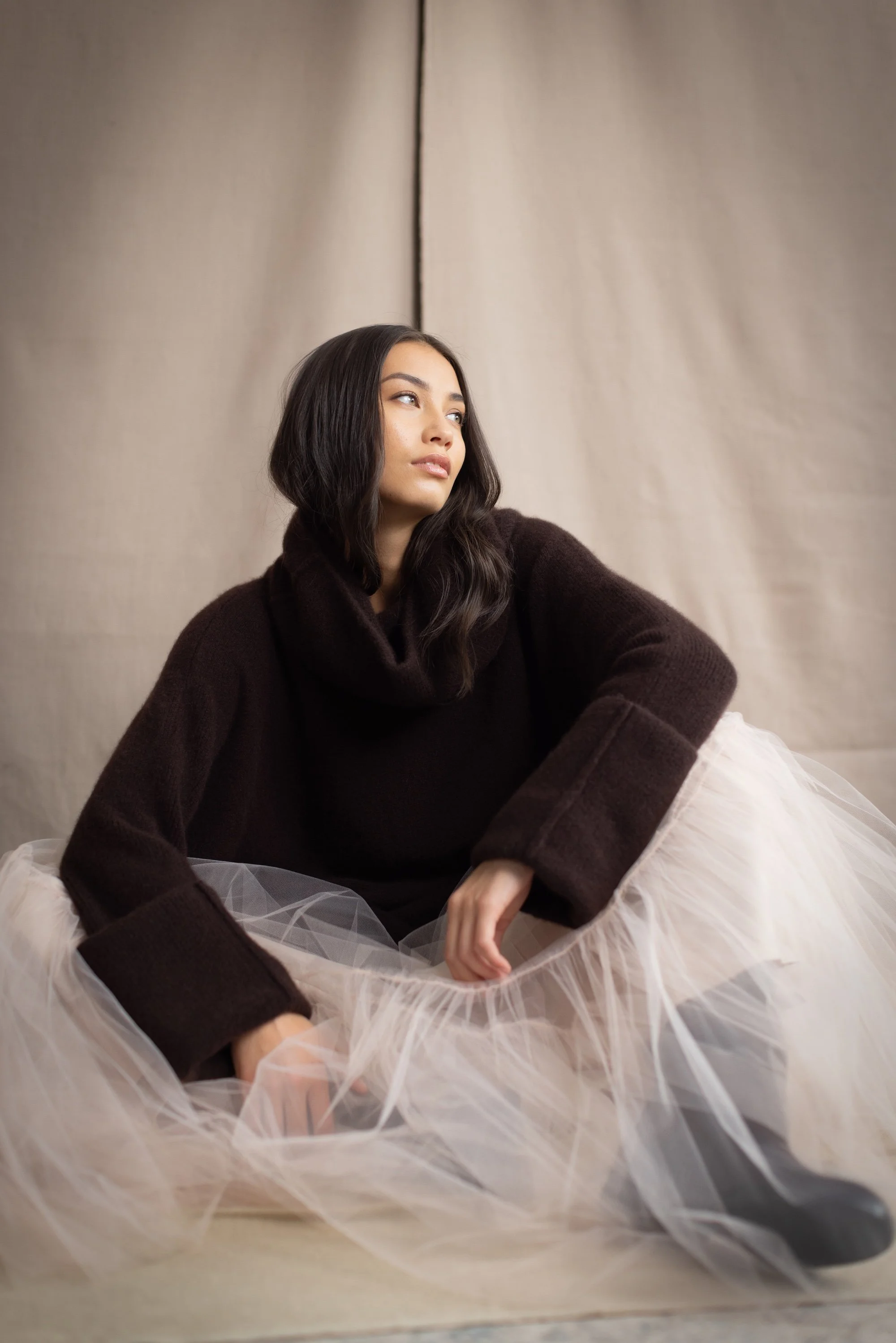Weekender_Sweater_Truffle_Tulle_Skirt_Marshmallow_10.jpg