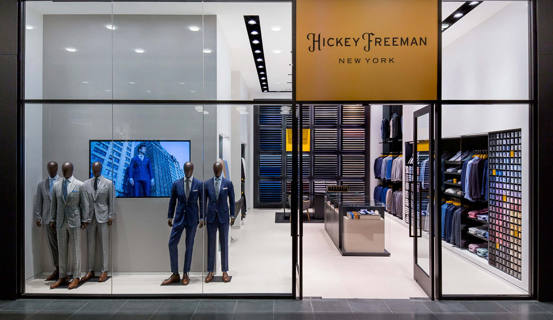 HickeyFreeman_Retail_02.jpg