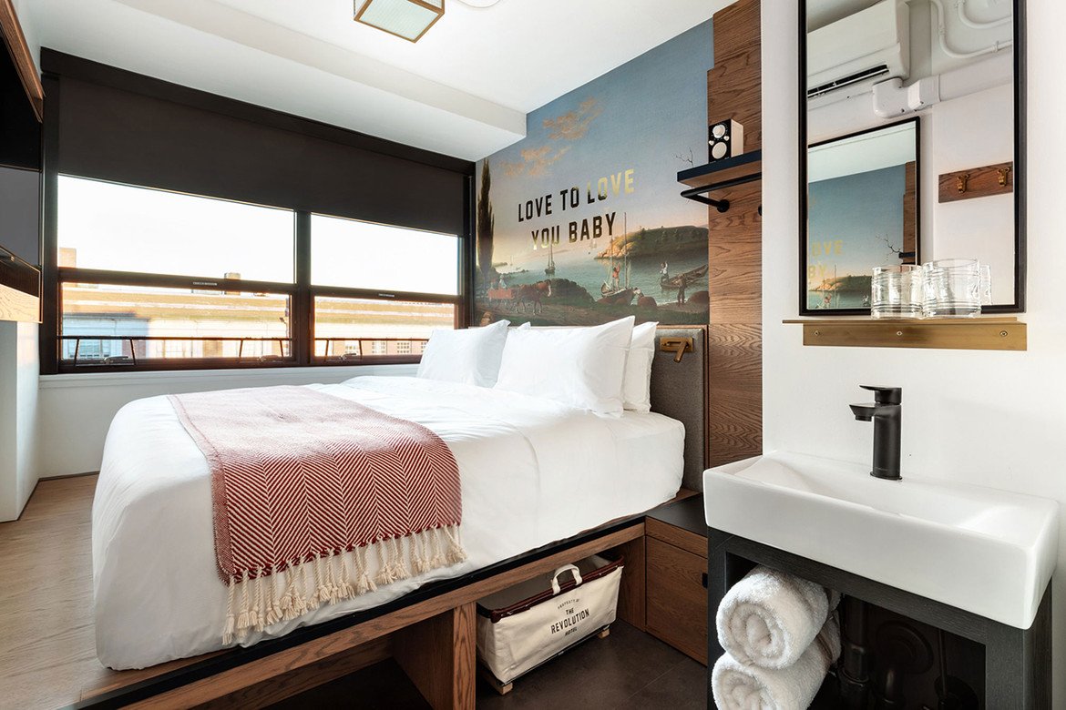 https___hypebeast.com_image_2018_12_revolution-hotel-boston-inside-look-tristan-eaton-10.jpg