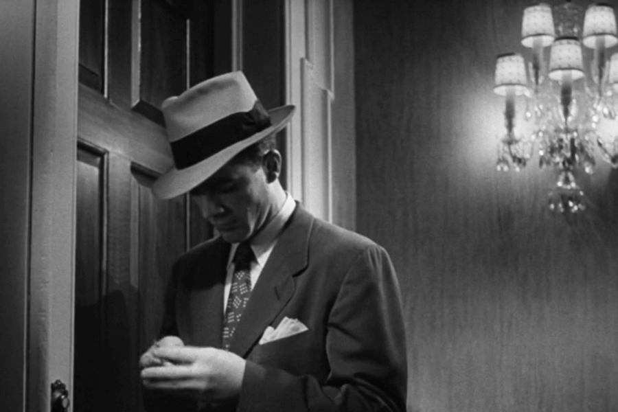 Detective Dana Andrews in the Laura movie 1944