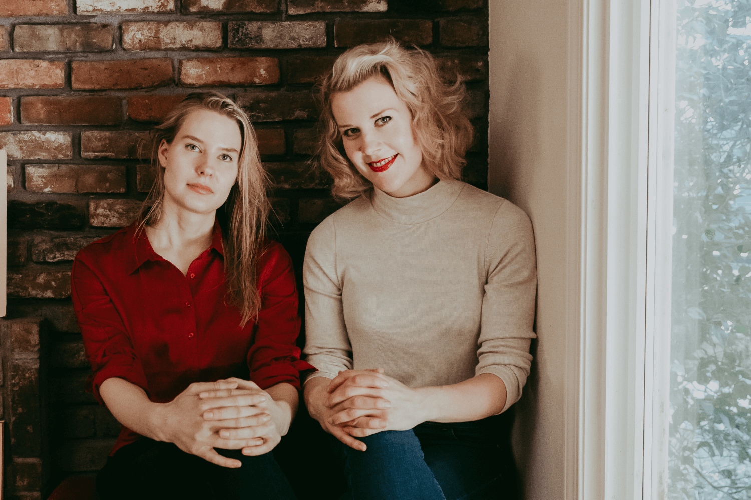 Meet the Classic Critics We’re sisters that grew up watching classic movies with our Grandma.