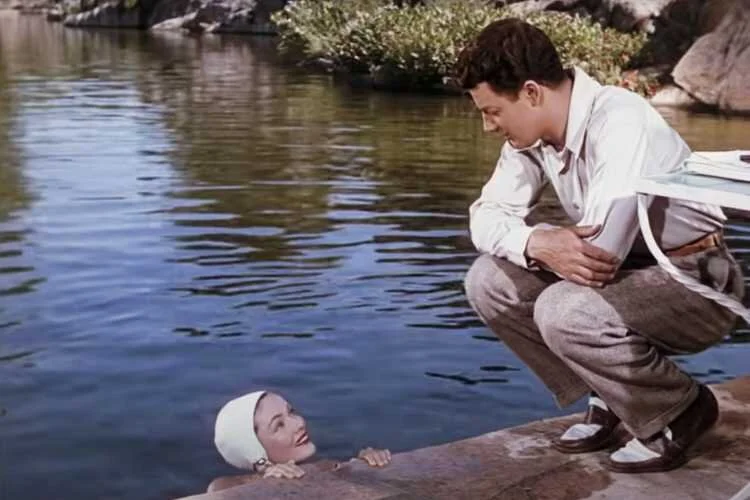 gene tierney fashion 1940s.jpg