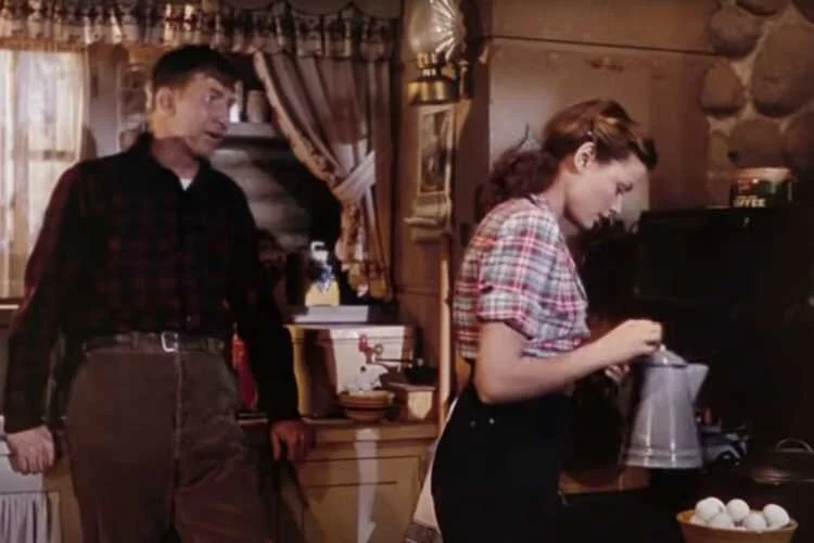 gene tierney 1940s fashion.jpg