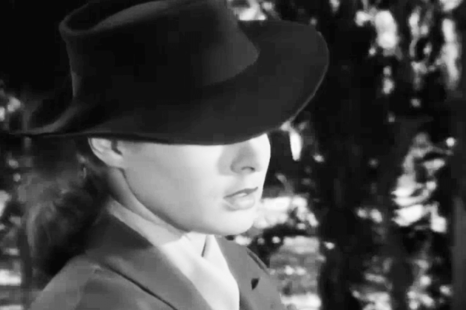 ingrid bergman fashion notorious.png
