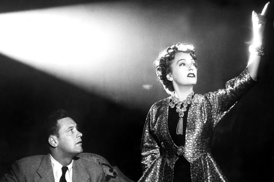still from the 1950s film noir "sunset boulevard"