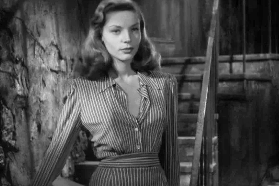Image of Lauren Bacall wearing a 1940s shirtdress