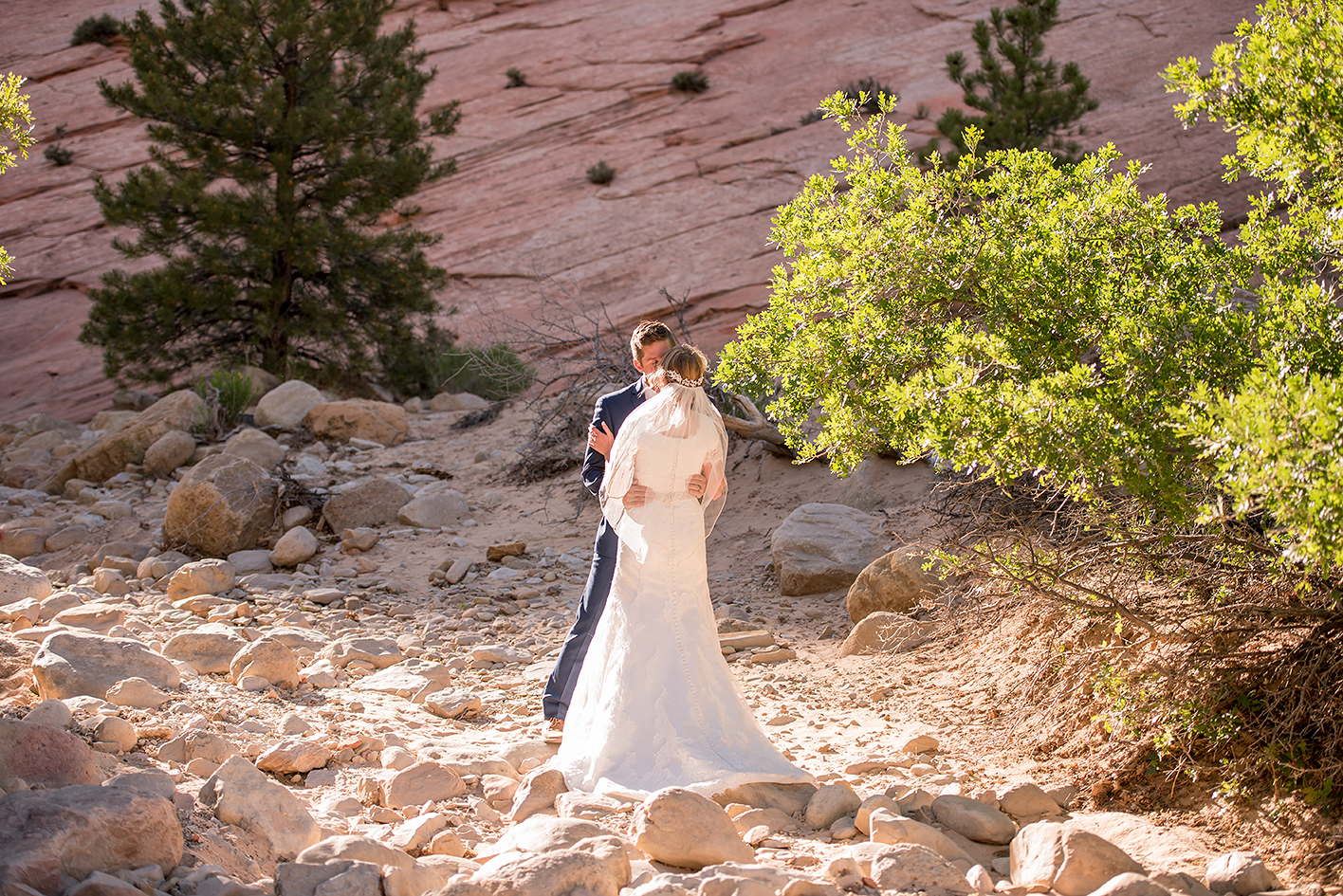 CarolLee_Photo_JJBridals_Elko_Wedding_Photographer_Spring_Creek_Wedding_Photographer_Carlin_Wedding_Photographer-10.png