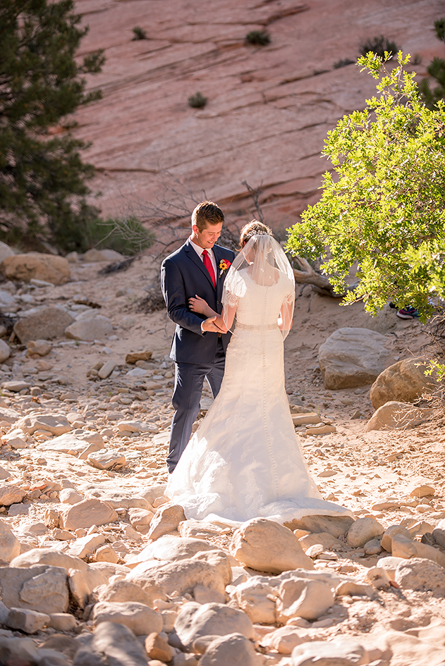 CarolLee_Photo_JJBridals_Elko_Wedding_Photographer_Spring_Creek_Wedding_Photographer_Carlin_Wedding_Photographer-11.png