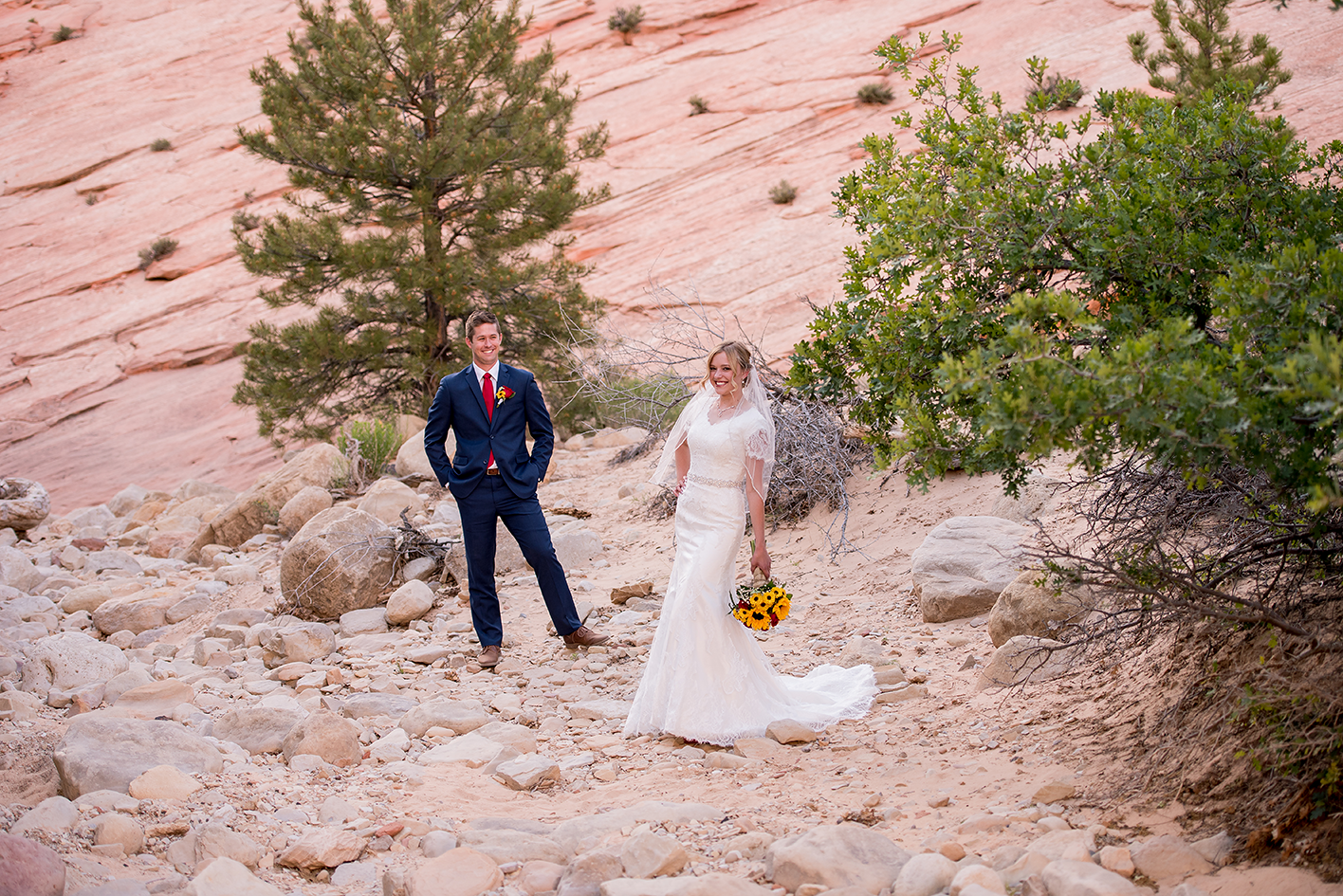 CarolLee_Photo_JJBridals_Elko_Wedding_Photographer_Spring_Creek_Wedding_Photographer_Carlin_Wedding_Photographer-17.png