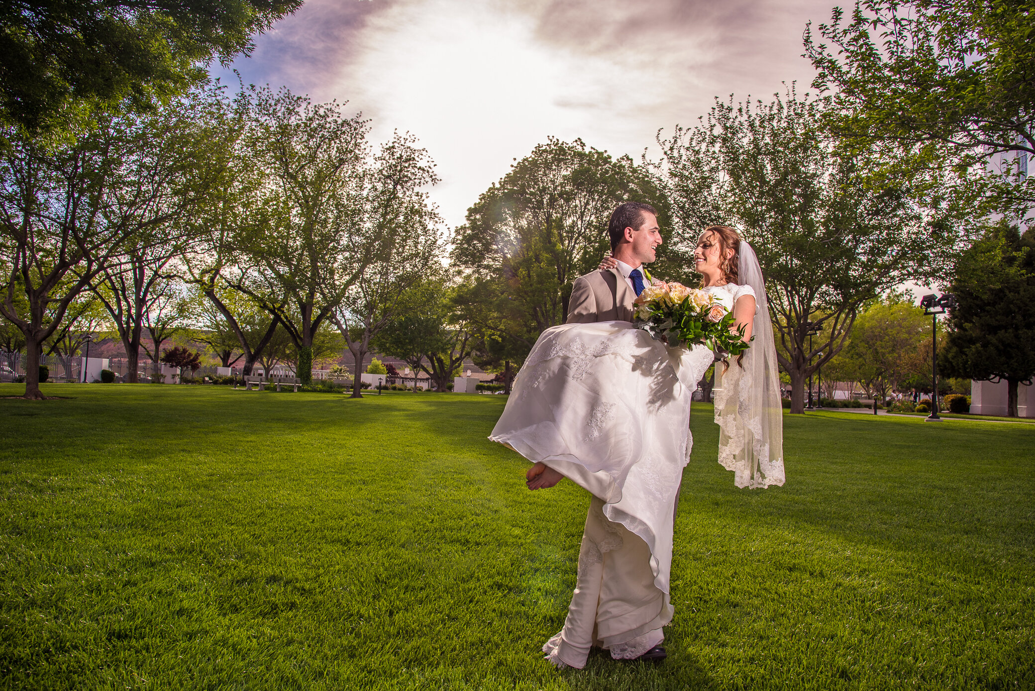 CarolLee_Photo_JD_Bridals_Elko_Wedding_Photographer_Spring_Creek_Wedding_Photographer_Carlin_Wedding_Photographer -10.jpg