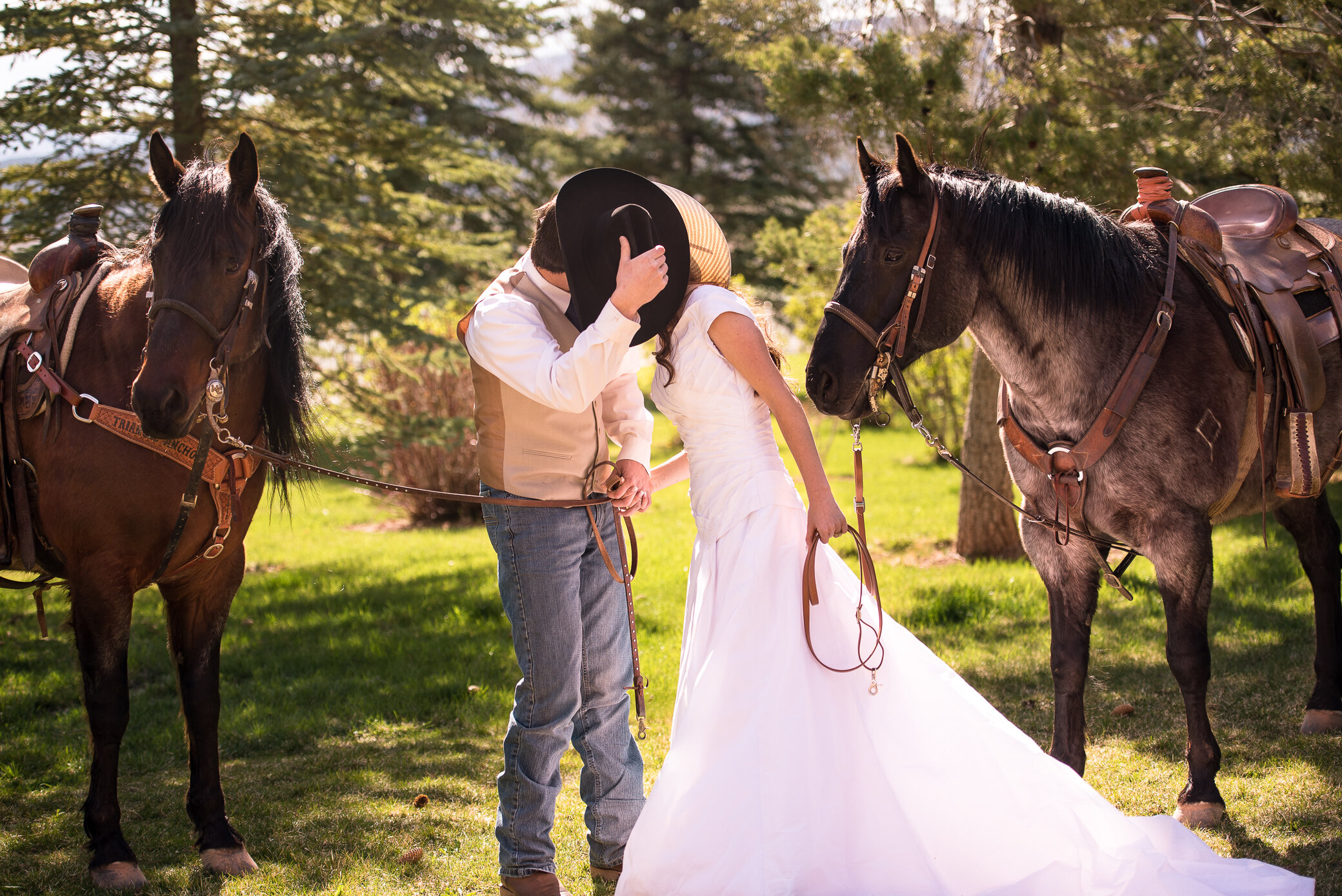 CarolLee_Photo_JD_Bridals_Elko_Wedding_Photographer_Spring_Creek_Wedding_Photographer_Carlin_Wedding_Photographer-41.jpg