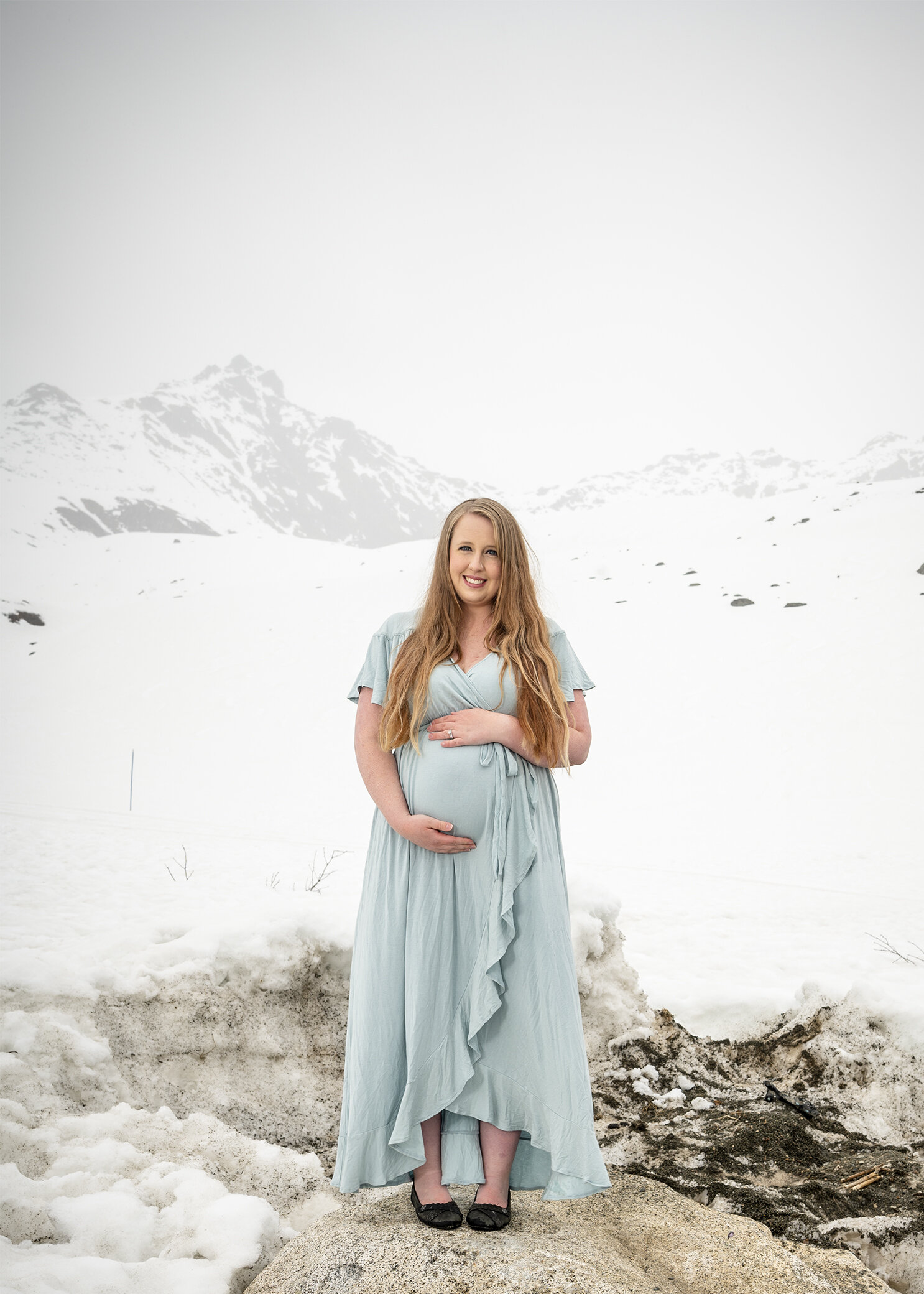 WEB_CarolLeeJaynePortraits_Kaitlyn_Maternity_Alaska_2021-3.jpg