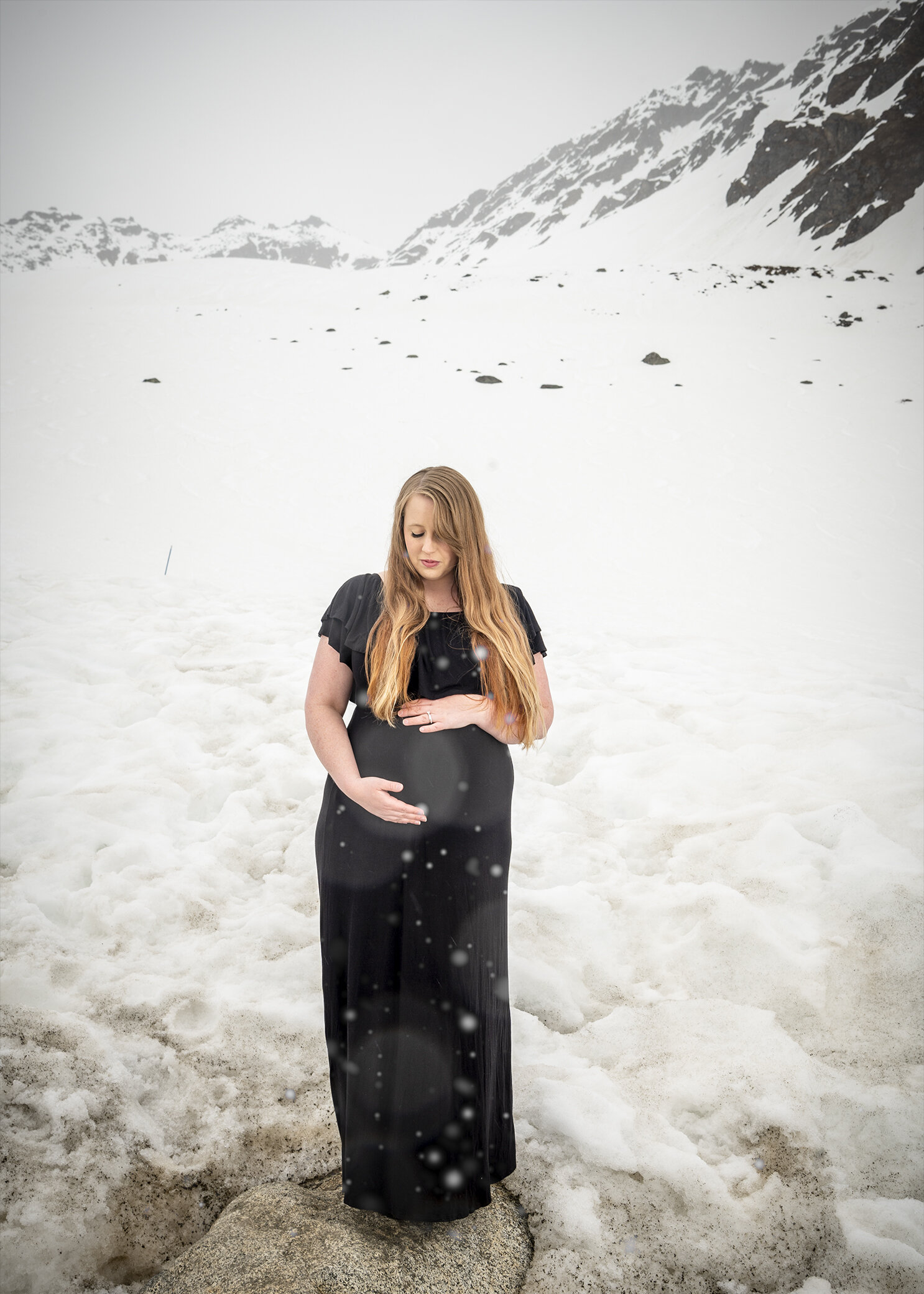 WEB_CarolLeeJaynePortraits_Kaitlyn_Maternity_Alaska_2021-9.jpg