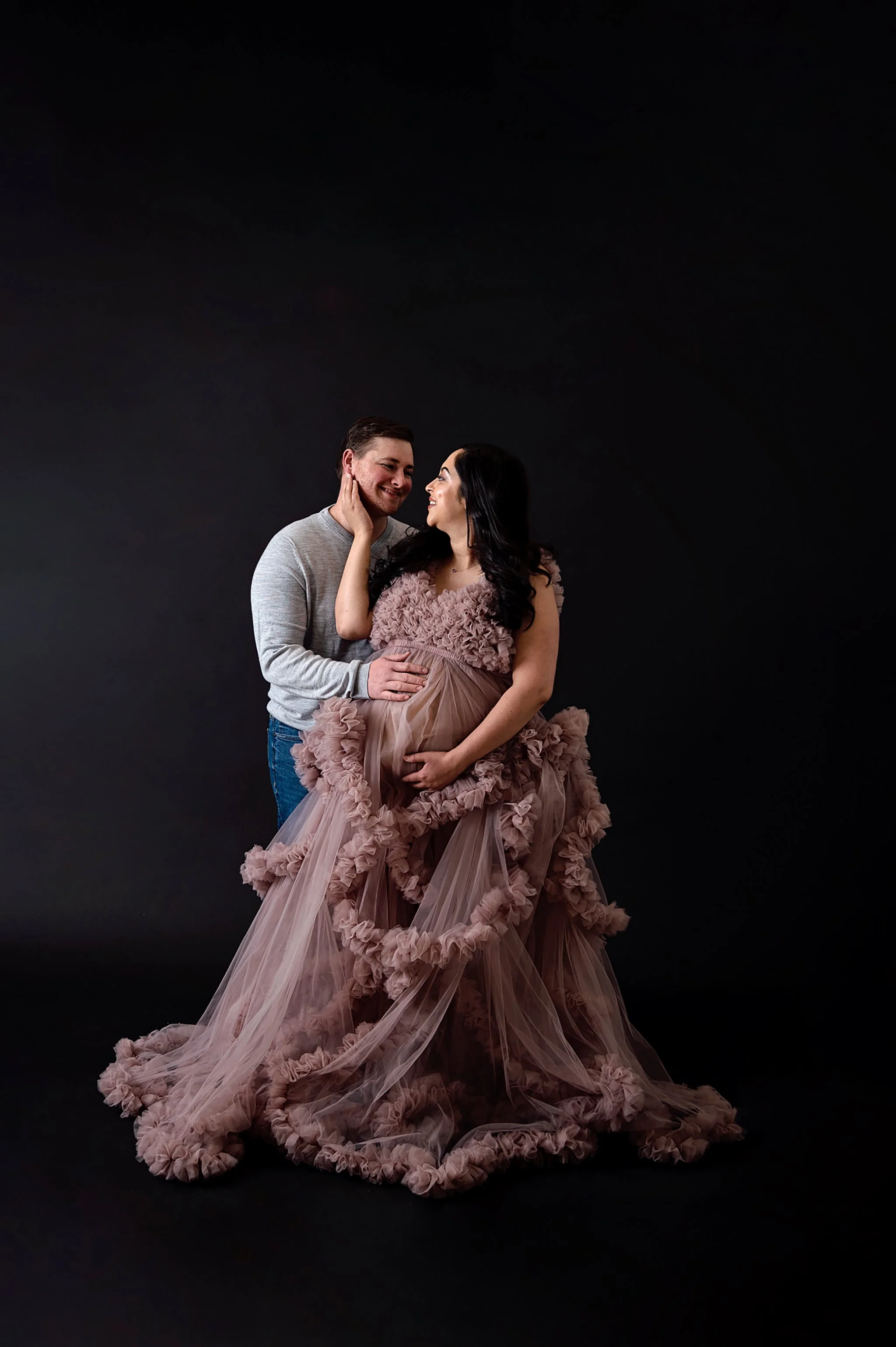 Sweet Couple Expecting a Baby Maternity Gown Fluffy Coco