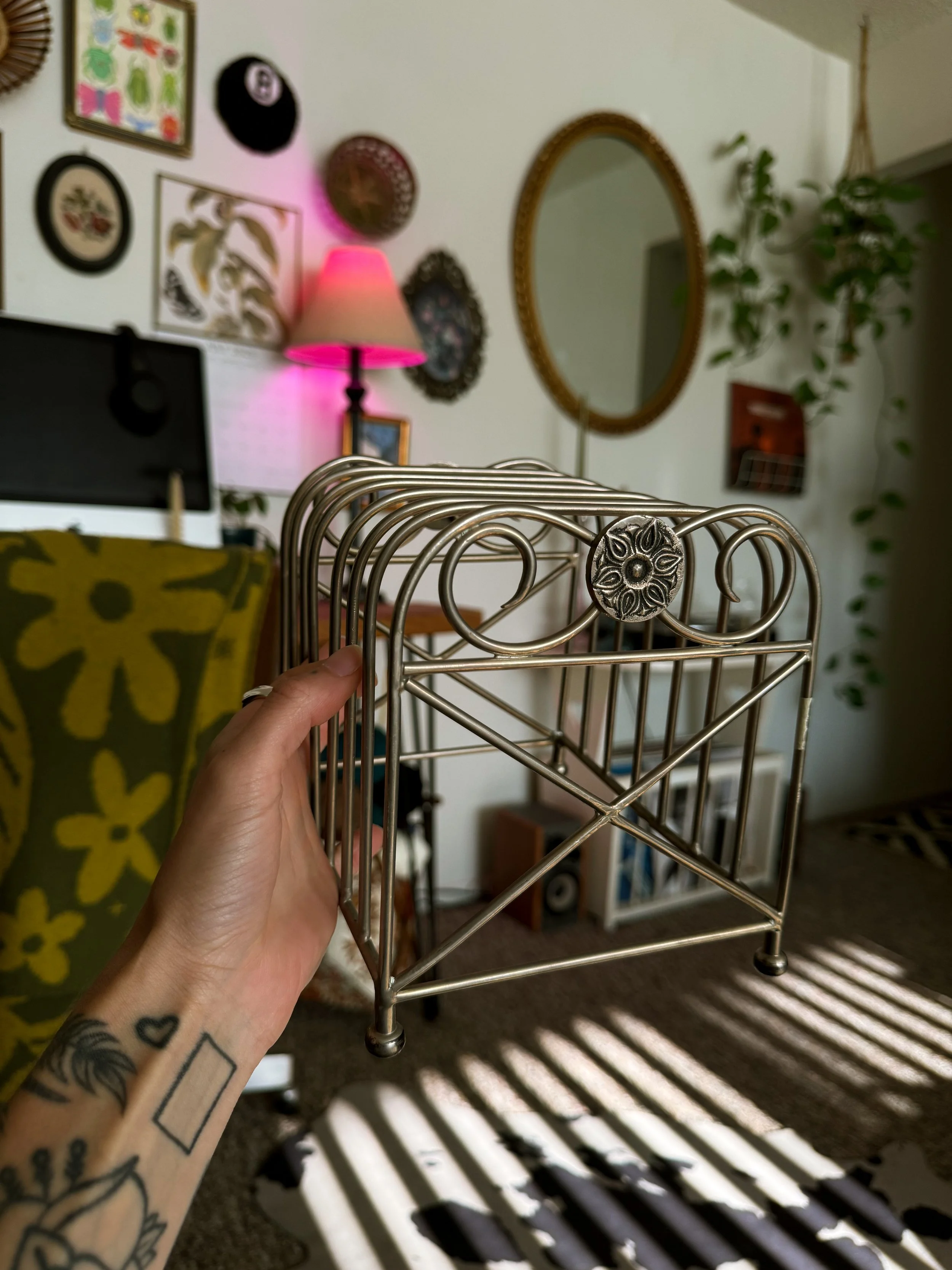 Vtg Silver Vinyl Record Stand