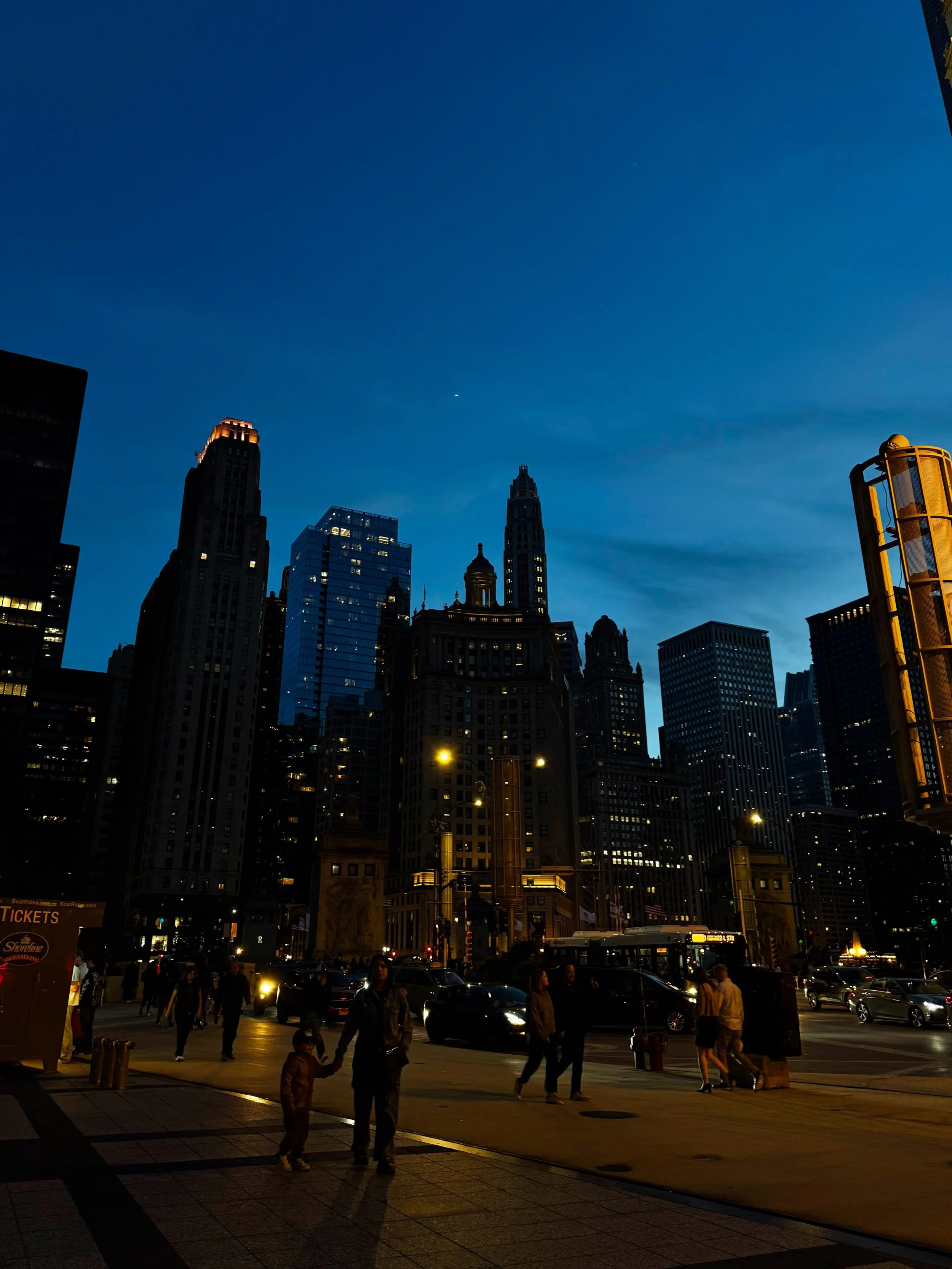 a weekend in the windy city 🌃 ⚔️