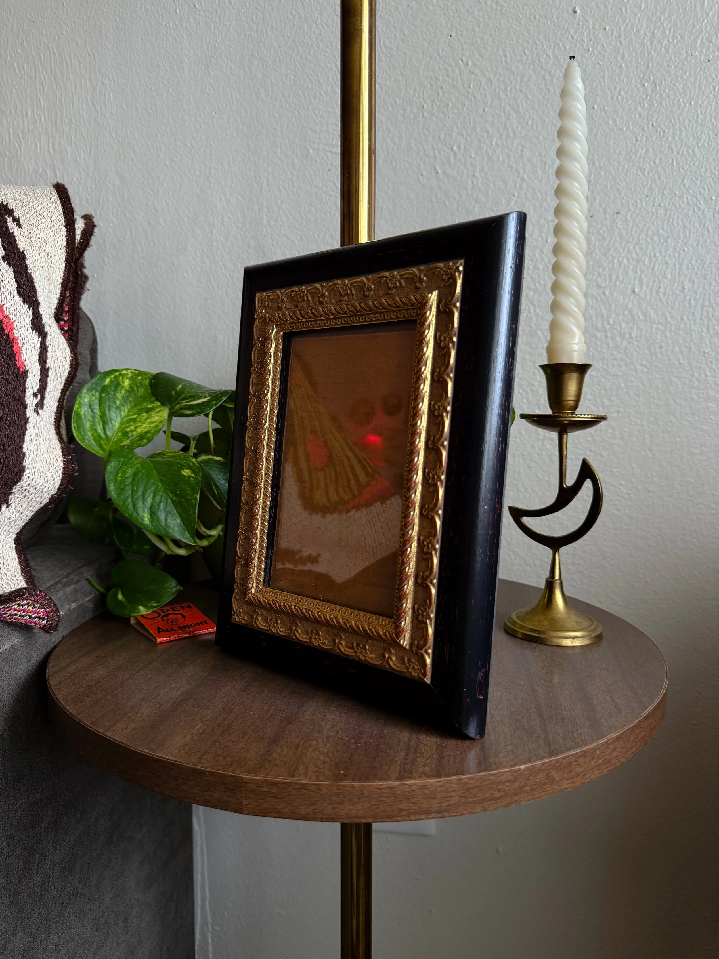 VTG Black & Gold Ornate Frame