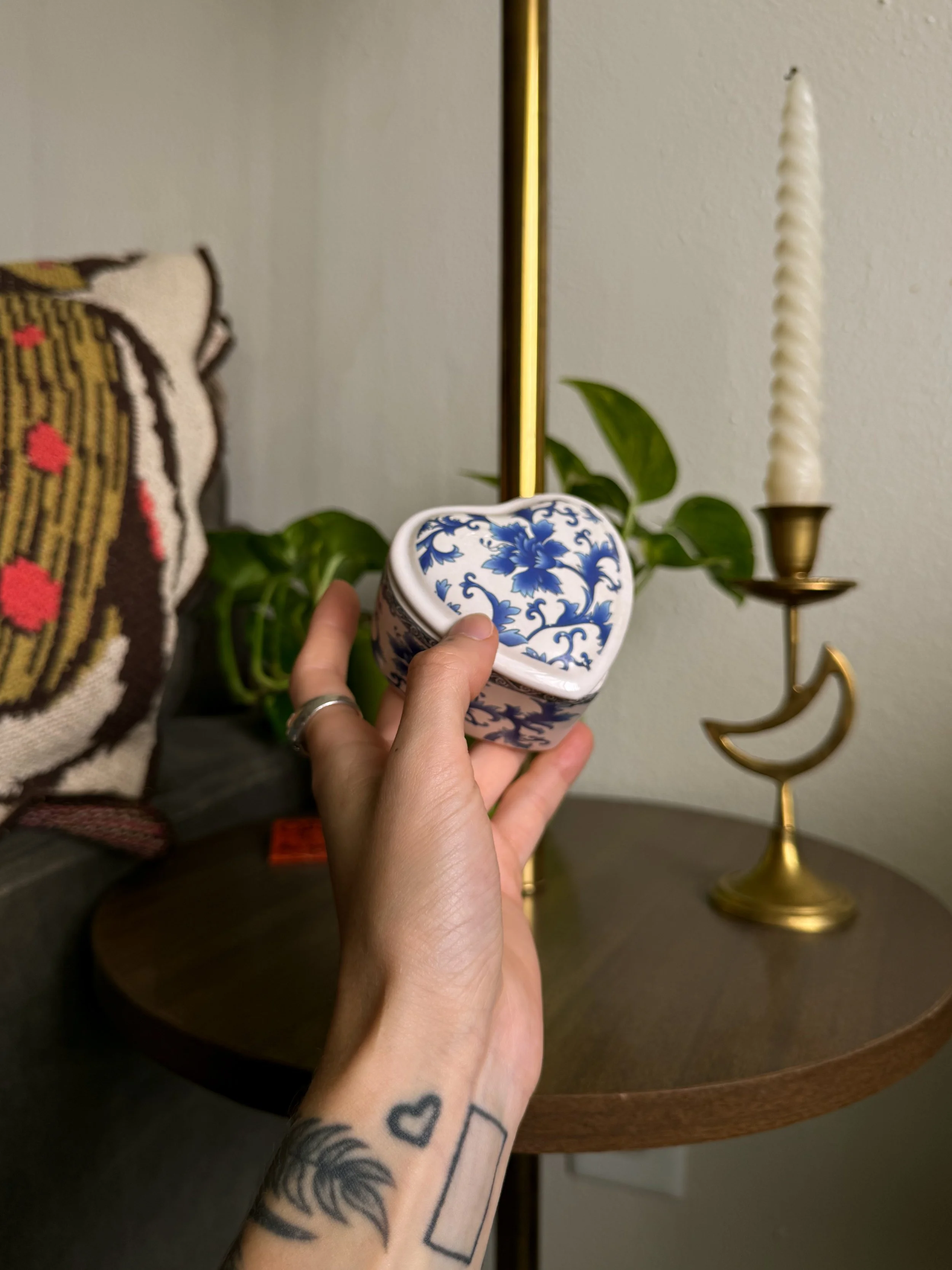 VTG Ceramic Trinket Box