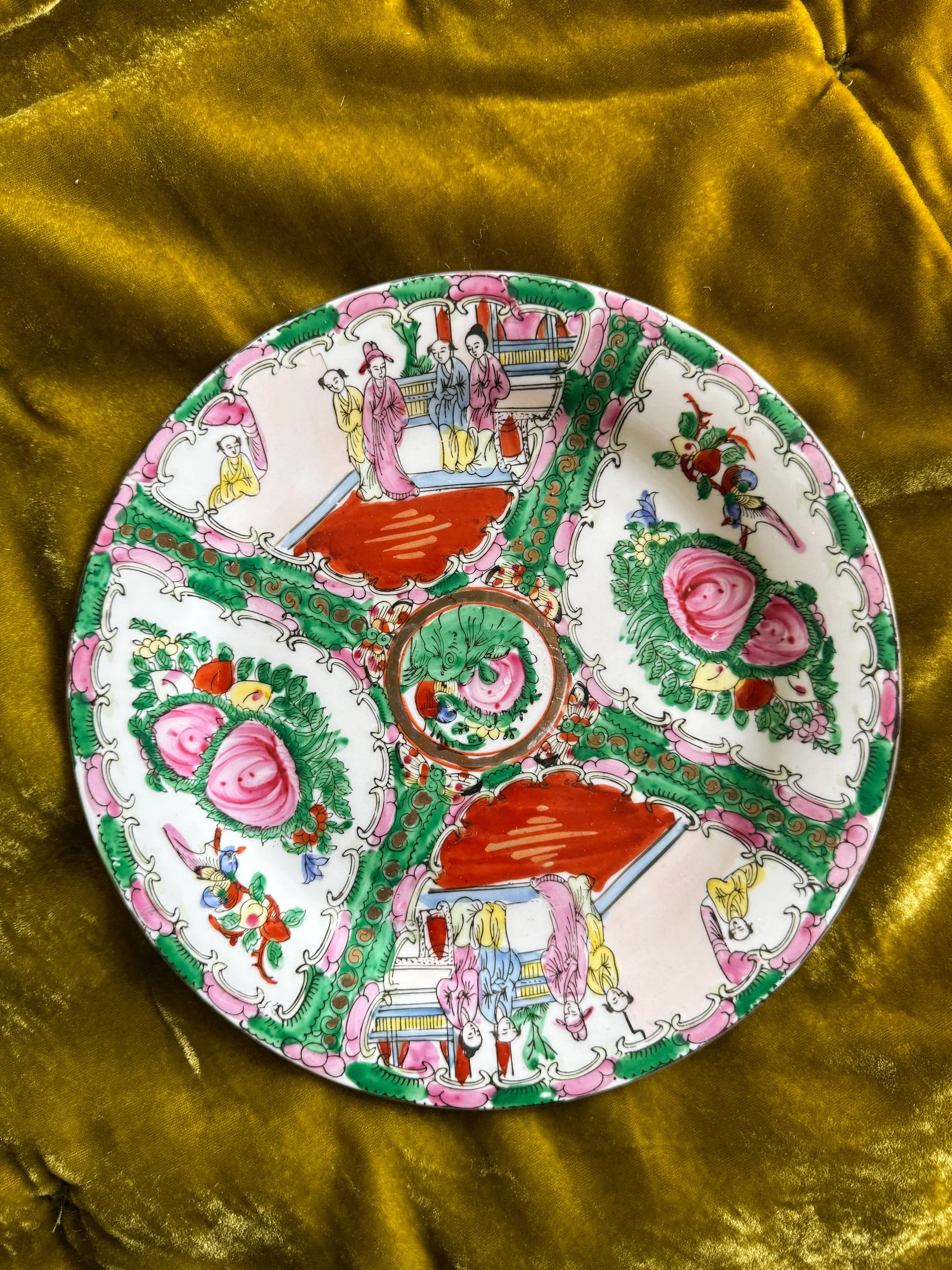 VTG Antique Rose Medallion China Plate