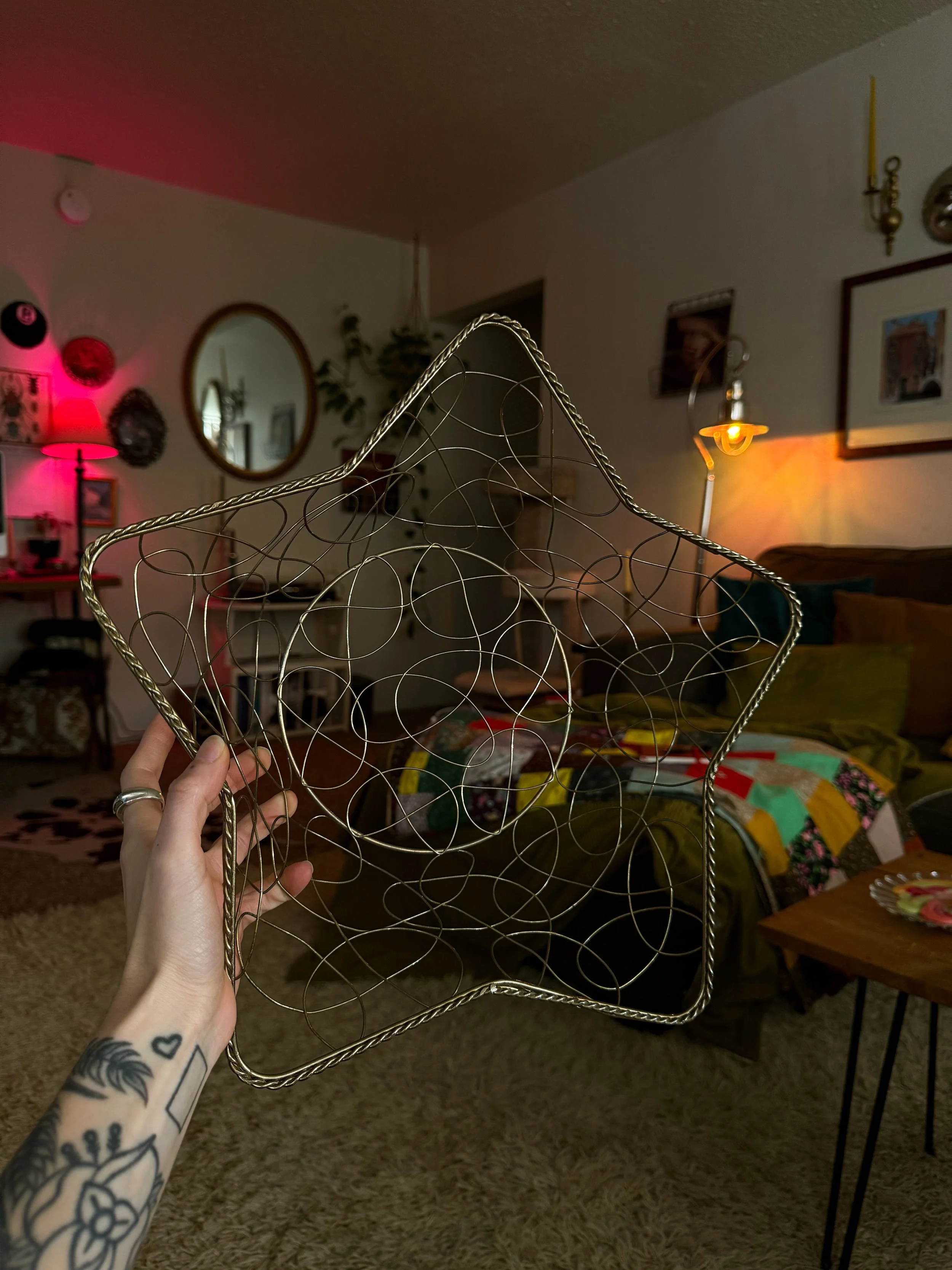 VTG Wire Star Basket