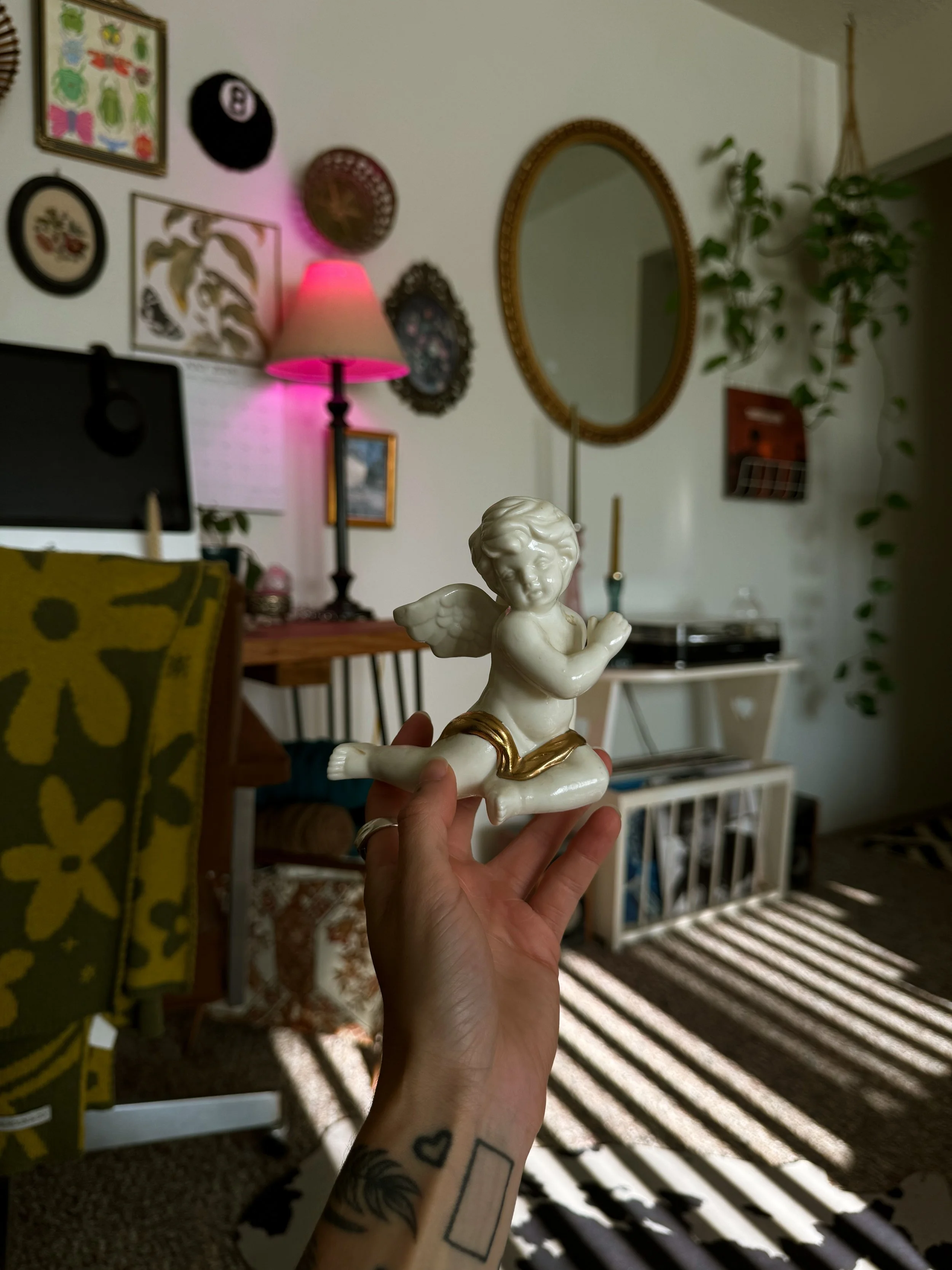 Vtg Porcelain Cherub