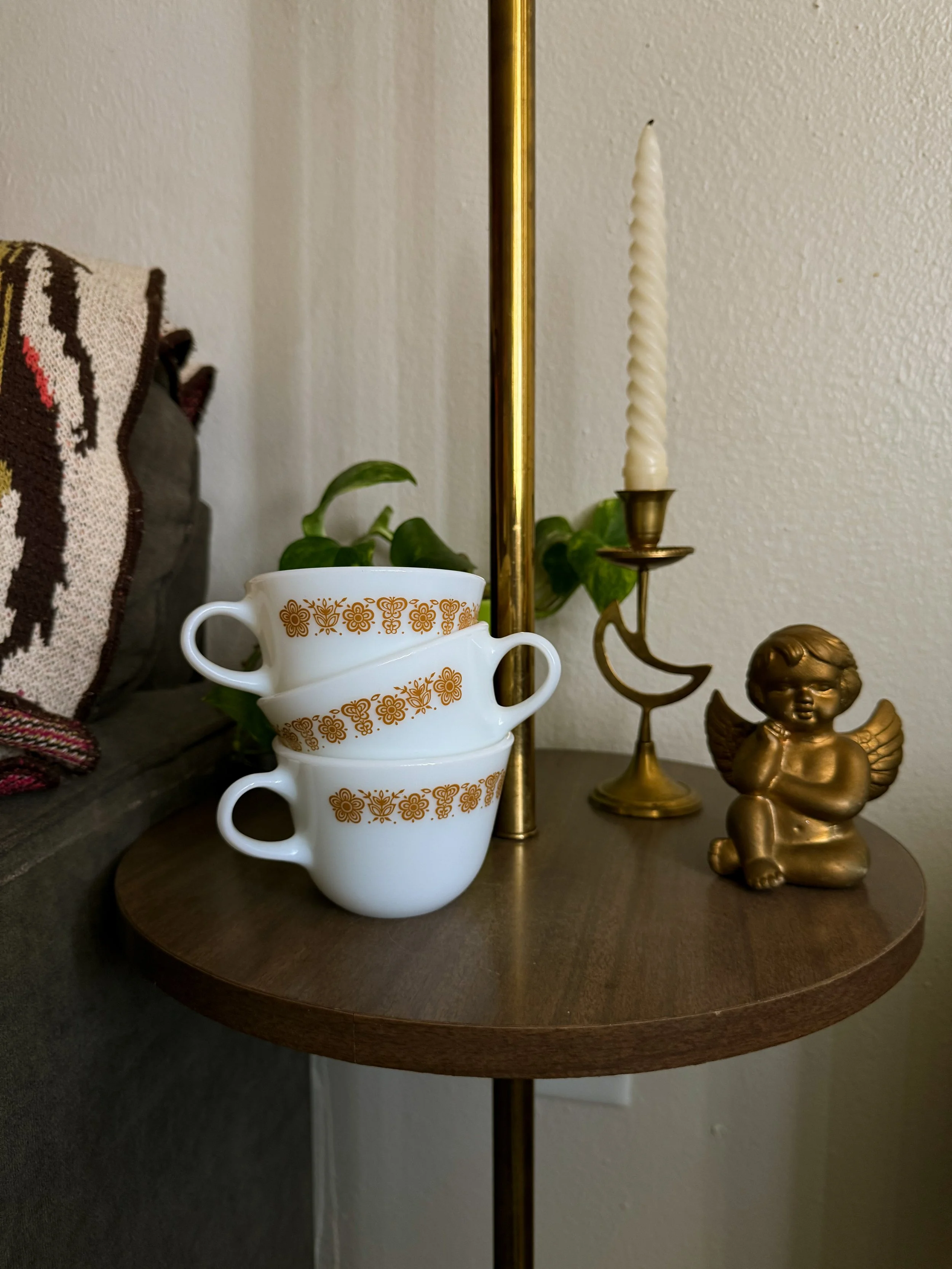 VTG Pyrex Butterfly Mugs