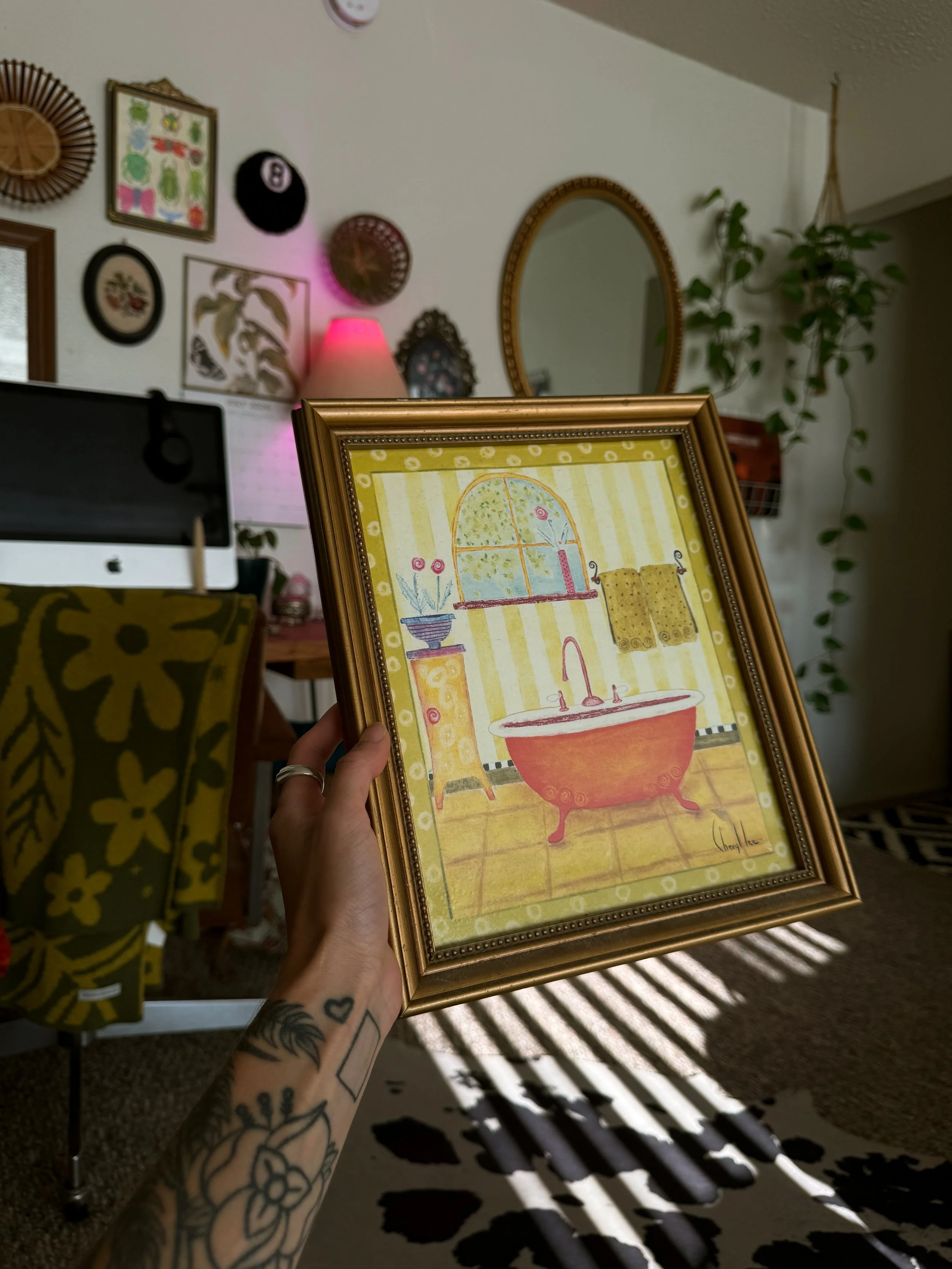 Vtg Gold Whimsy Bathroom Frame