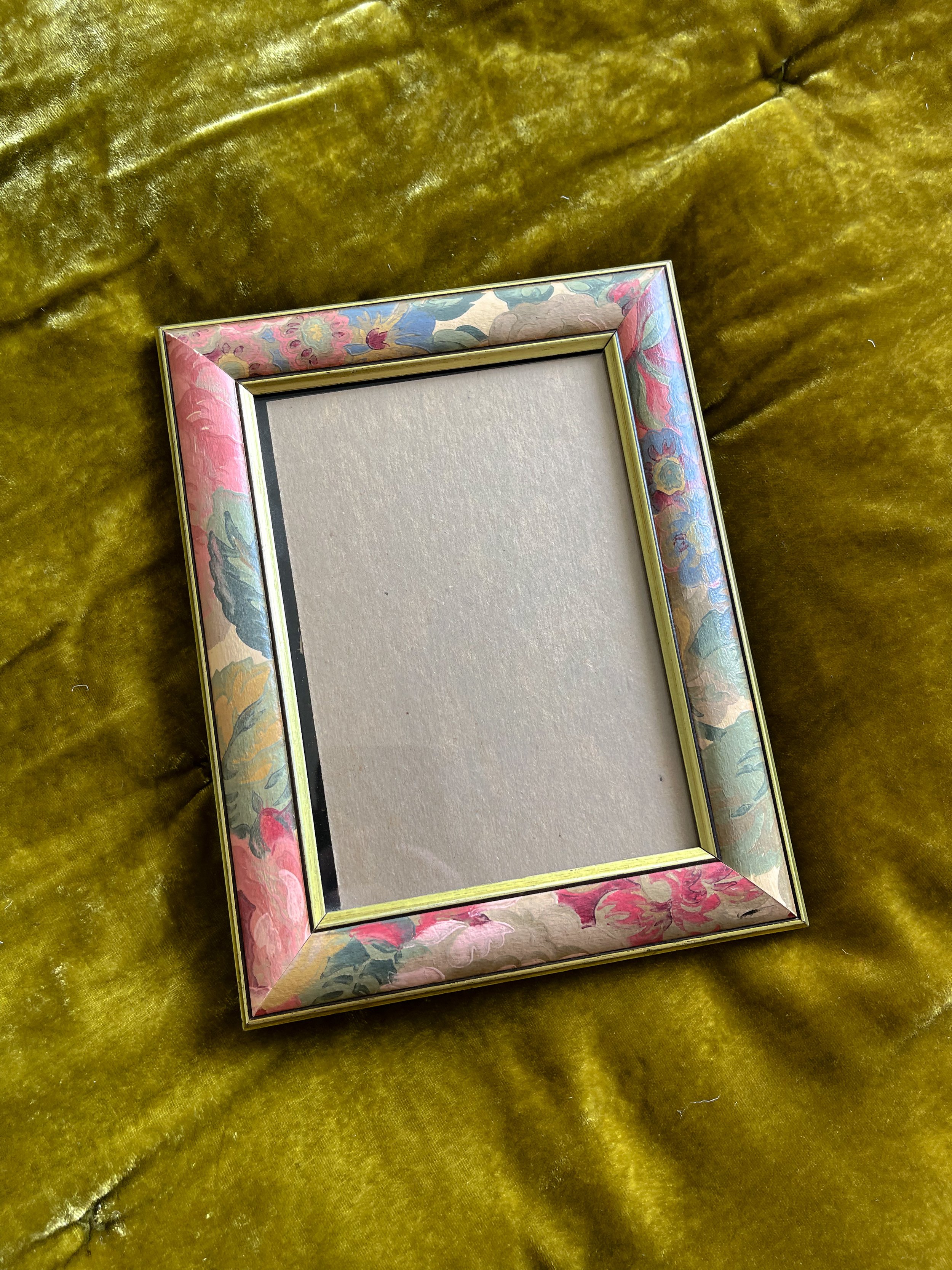 Vintage Floral Frame