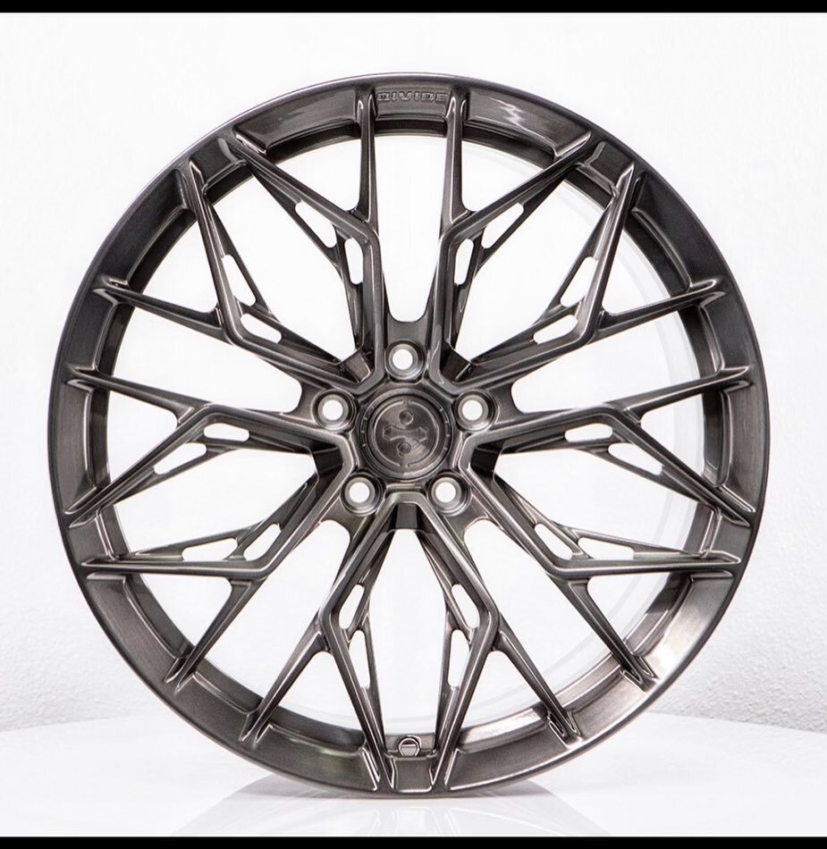 DV03 forged monoblock T6061 
Brush DDT
step lip -multi-piece forged wheel. &bull; T-6061 forged - 
&bull; Custom color options available.
&mdash;&mdash;&mdash;&mdash;&mdash;&mdash;&mdash;&mdash;&mdash;&mdash;&mdash;&mdash;&mdash;&mdash;&mdash;&mdash;