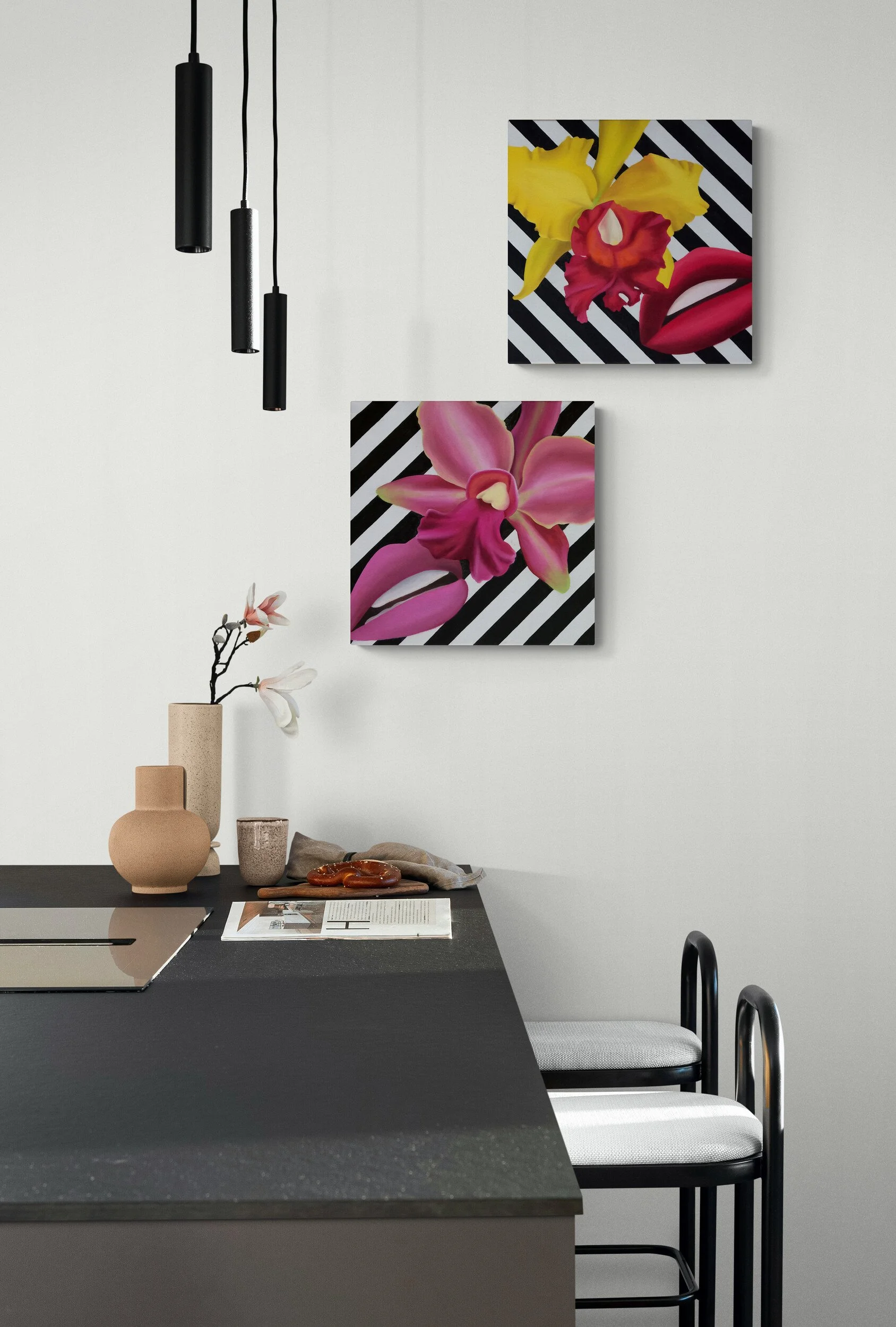 Kiss_artist_Ildze Ose__breakfast-bar-with-ceramic-vases.jpg