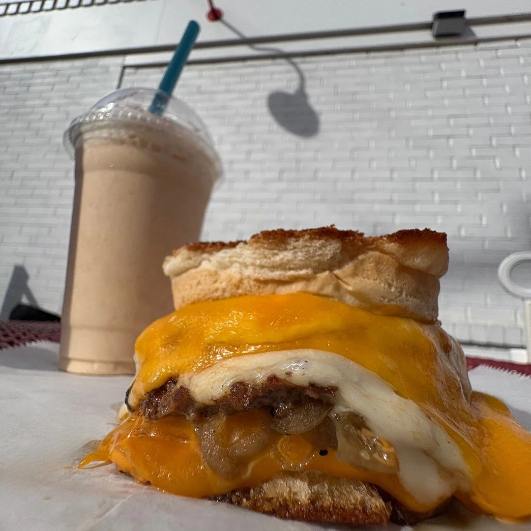 When you&rsquo;re this good, you don&rsquo;t just come back... you take over 😎🍔
The Fatty Melt is still stealing the spotlight this month
#fattymelt #octoberspecials