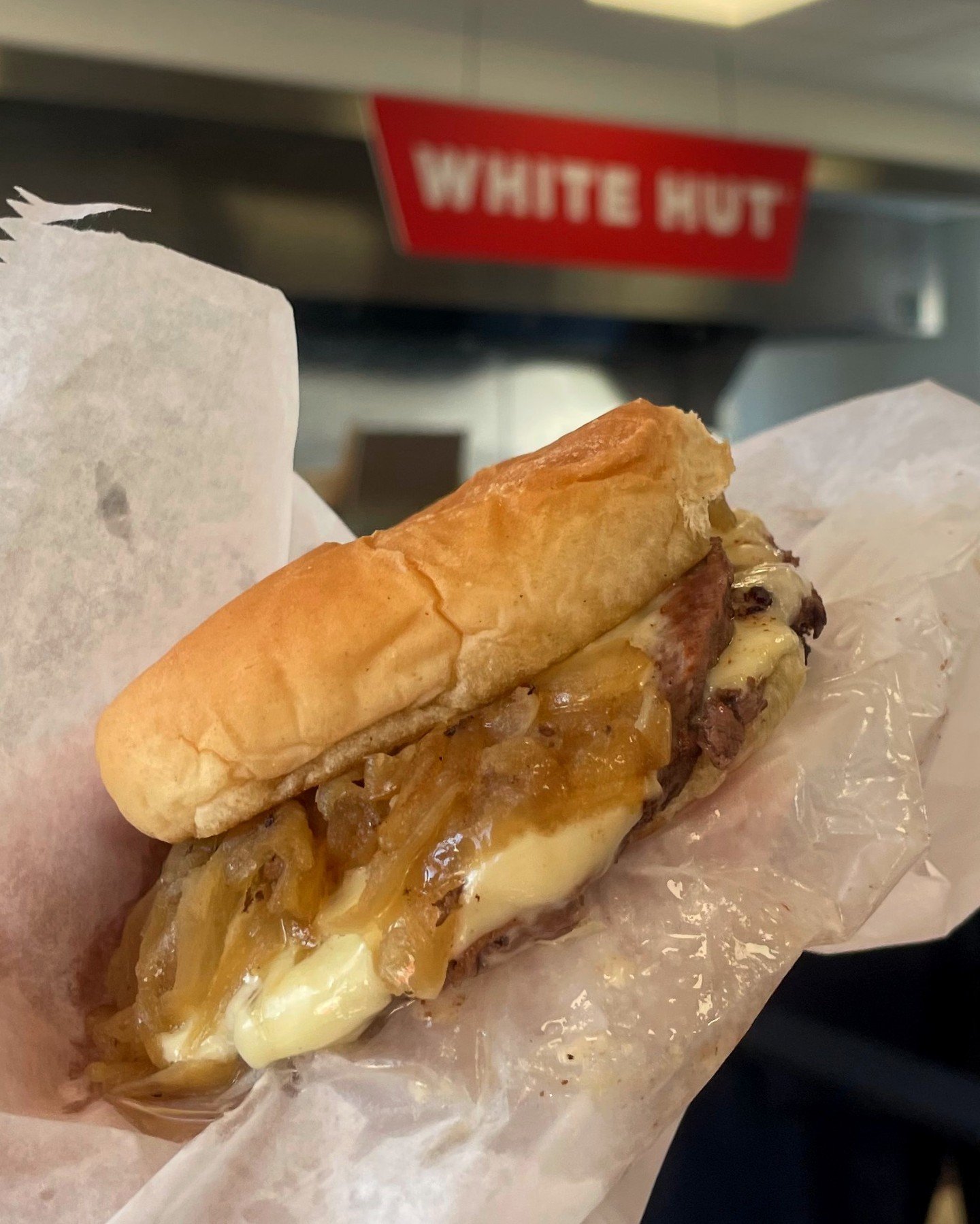 Kicking off the New Year with a classic 🍔
You know the one... Double Cheese Burg with Fried Onions😍
#2026