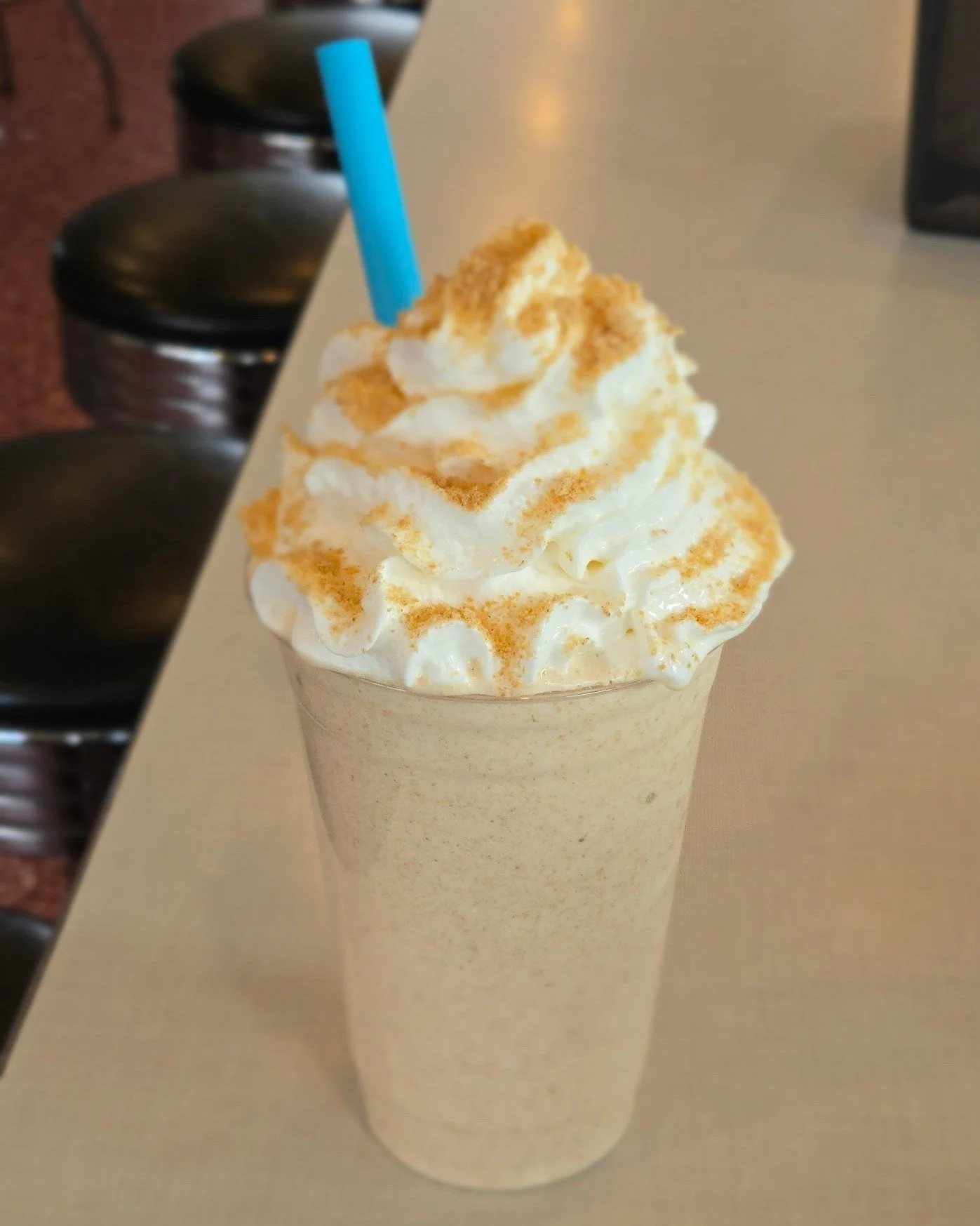 Last call for this month&rsquo;s milkshake! 🥤✨
Our Cinnamon Toast Crunch Milkshake is a vanilla milkshake blended with Cinnamon Toast Crunch cereal, topped with whipped cream and extra crunch! Come try it before it&rsquo;s gone for good!
#milkshakeo