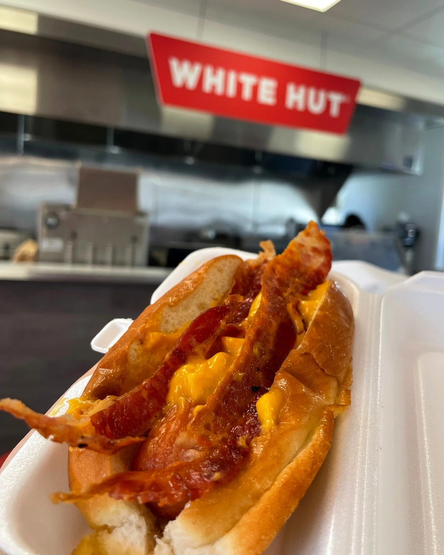 Bacon makes everything better... Even better with nacho cheese!🥓🧀