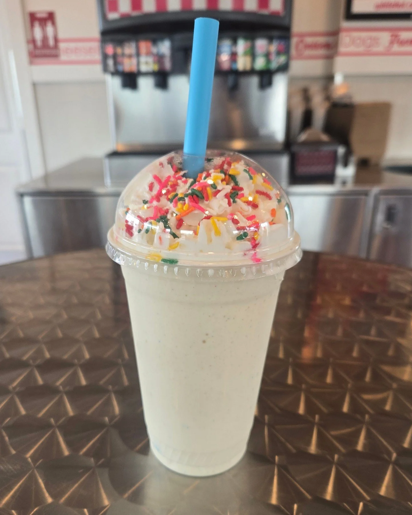 April&rsquo;s Milkshake of the Month is wrapping up! 🎉
Celebrate with our Birthday Cake Shake: Funfetti cake, vanilla ice cream, whipped cream &amp; sprinkles!

Available at White Hut West Springfield &amp; Holyoke through Thursday! Get it while you