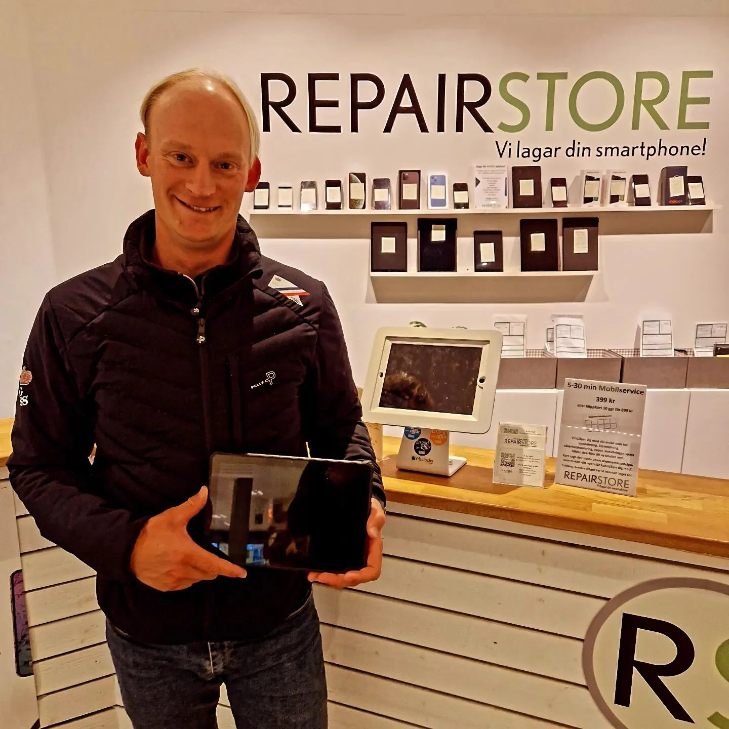 Har idag h&auml;mtat ut min nya surfplatta som Repairstore bidrar med. En vattent&auml;t och st&ouml;ts&auml;ker Oukitel med extra mycket batteritid. En ny tr&auml;ningskompis i gymmet och p&aring; havet. #repairstore #focushusetig&ouml;teborg