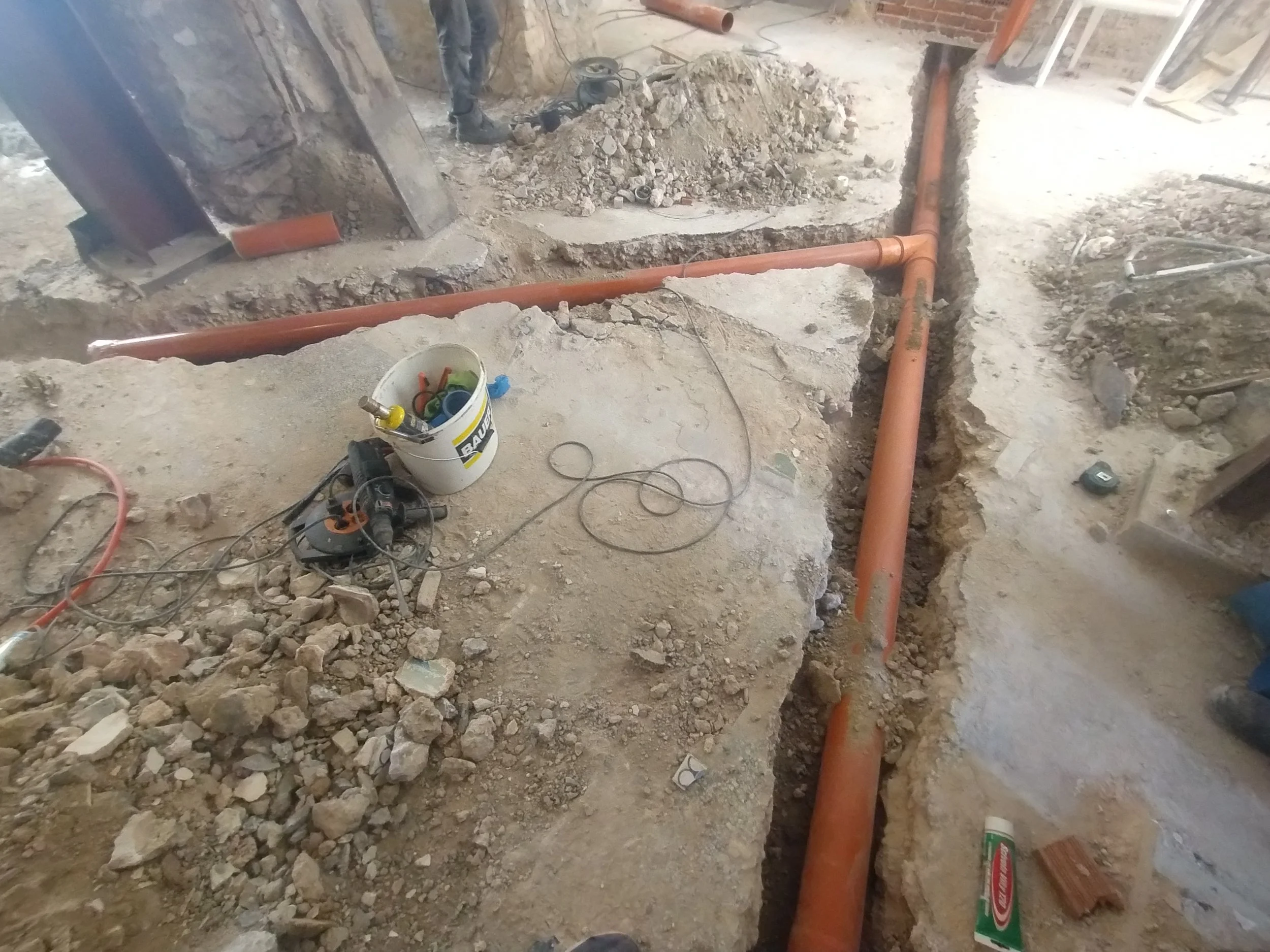 θεμελιακό δικτυο αποχέτευσης