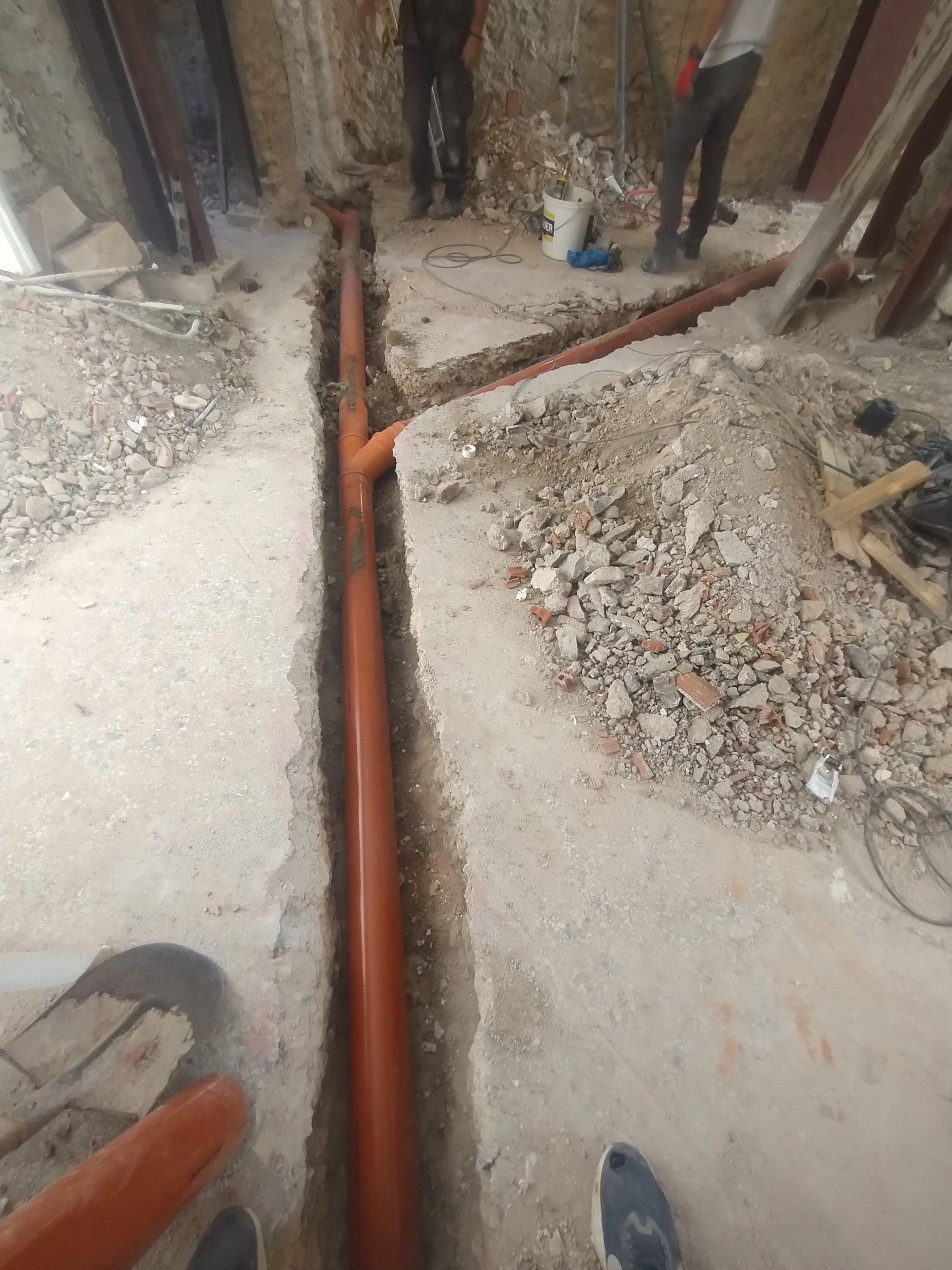 θεμελιακό δικτυο αποχέτευσης