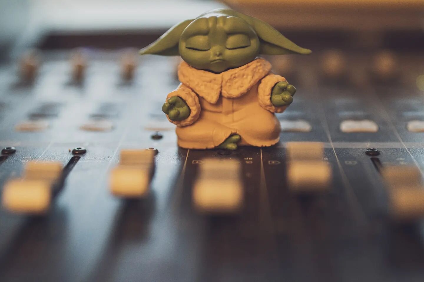 This guy has great ears for mixing...
Two recent TV projects are into post-production now, and looking forward to sharing the music once they air! 

#musicproducer #filmmusic #composer #musicstudio #producerlife #studiolife #music #studio #recording 