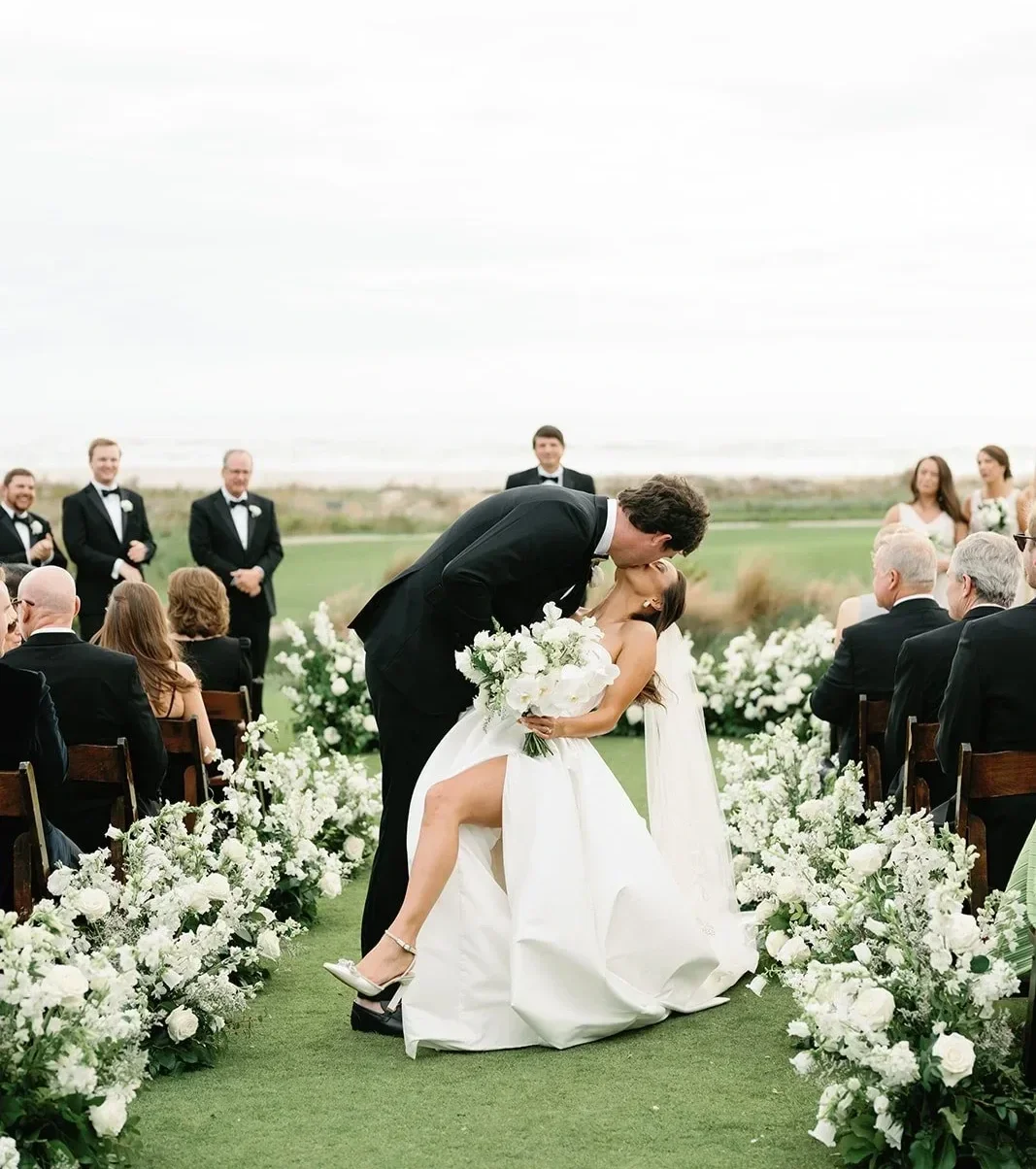 Rachel%2B%26%2BWright-%2BCeremony-233.webp