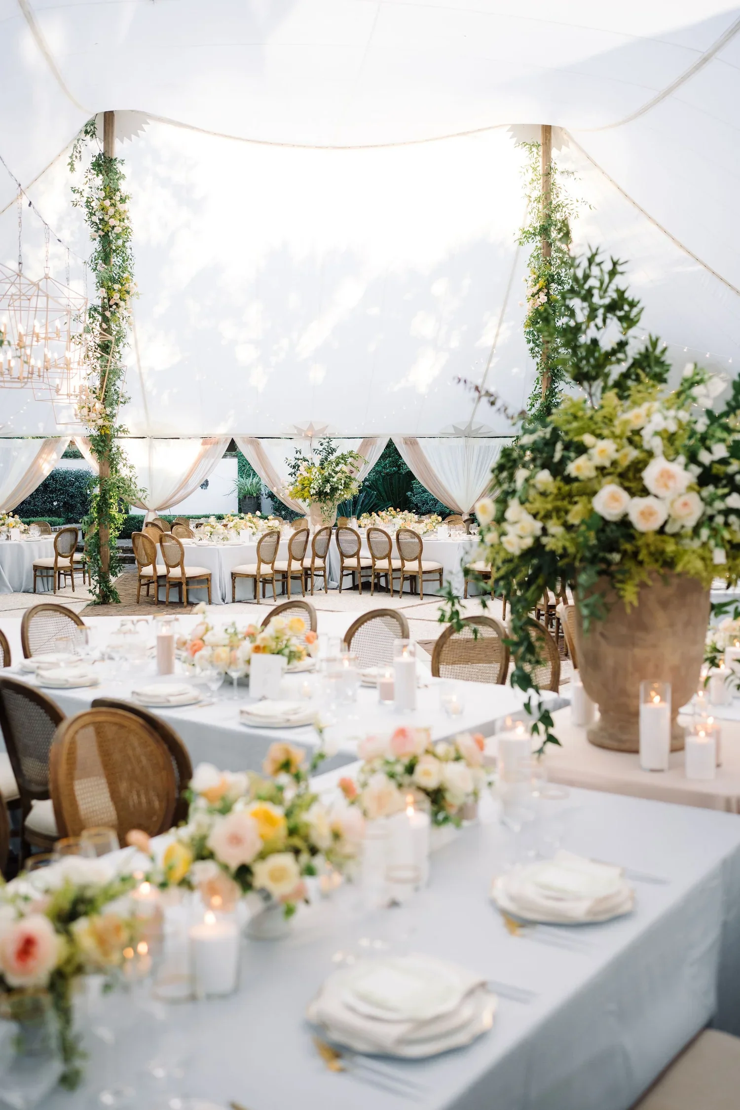 Molly+Tanner-ThomasBennettHouseWedding-896.webp